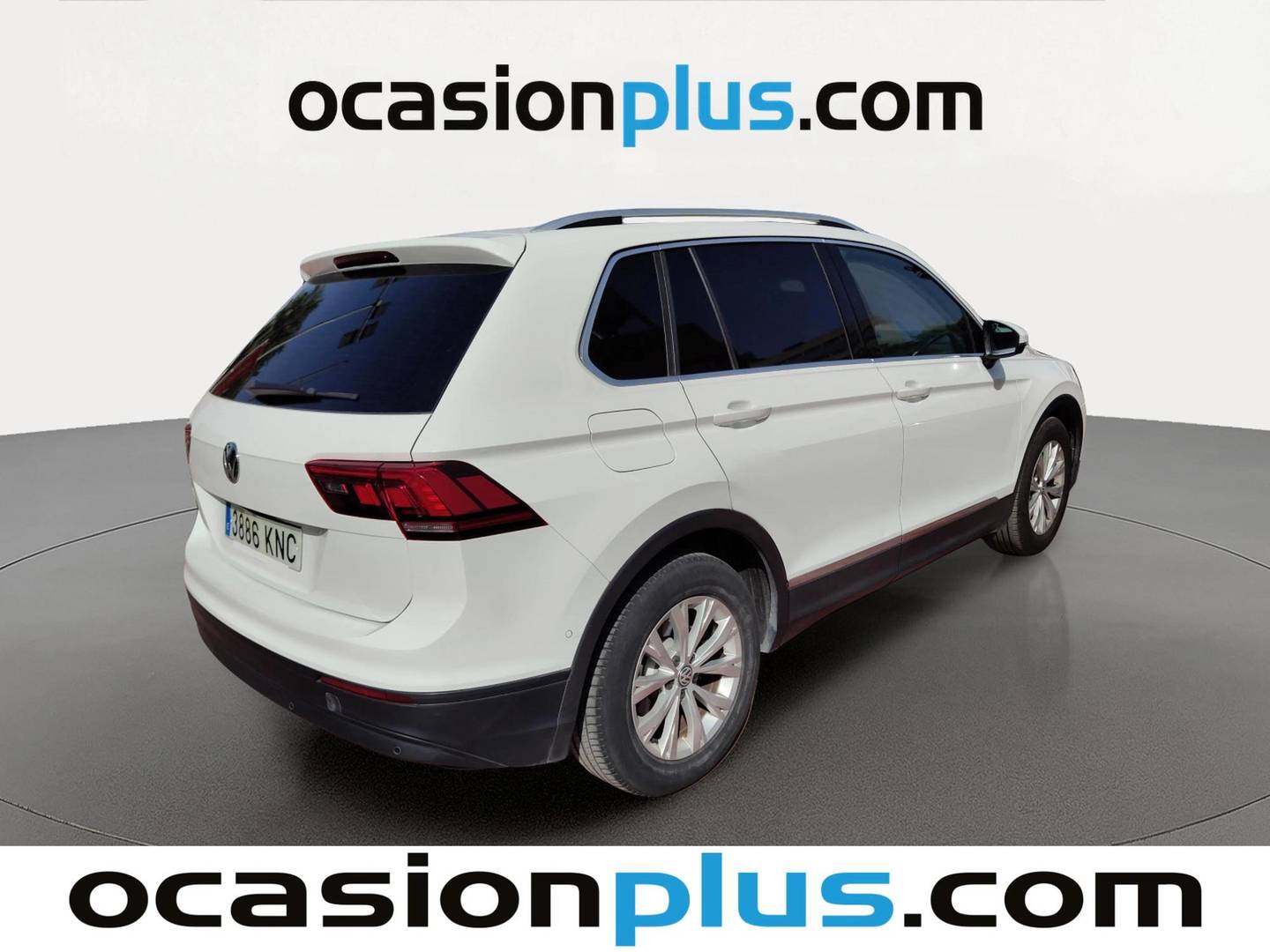 Foto trasera Volkswagen Tiguan Volkswagen Tiguan Tech&Go 1.4 TSI (125 CV) derecha