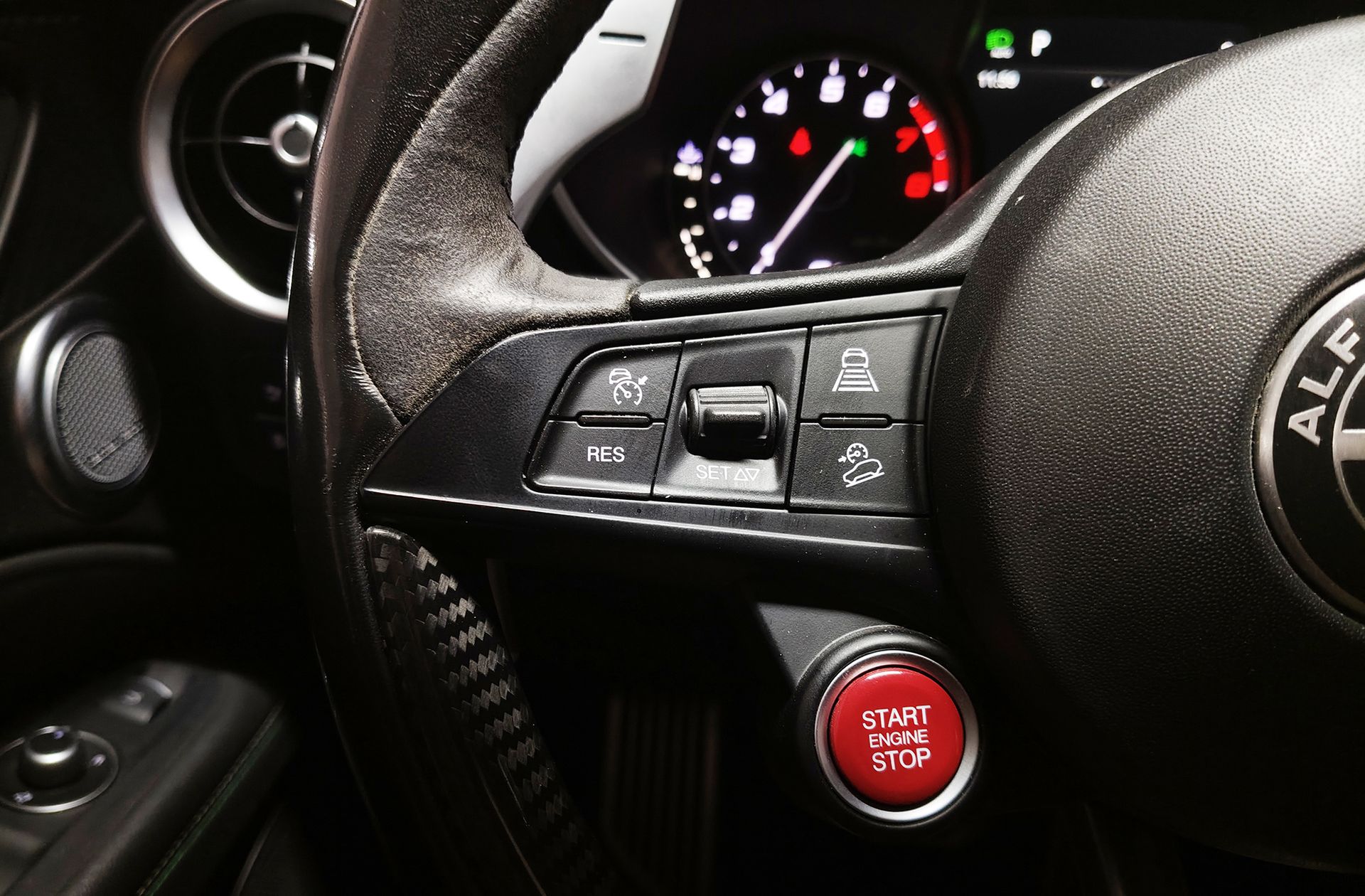 Alfa Romeo Stelvio 2.9 Gasolina Quadrifoglio Q4 - foto 33