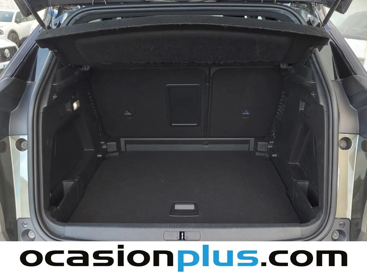 Foto Peugeot 3008 Peugeot 3008 PureTech 130 S&S GT Line (130 CV)