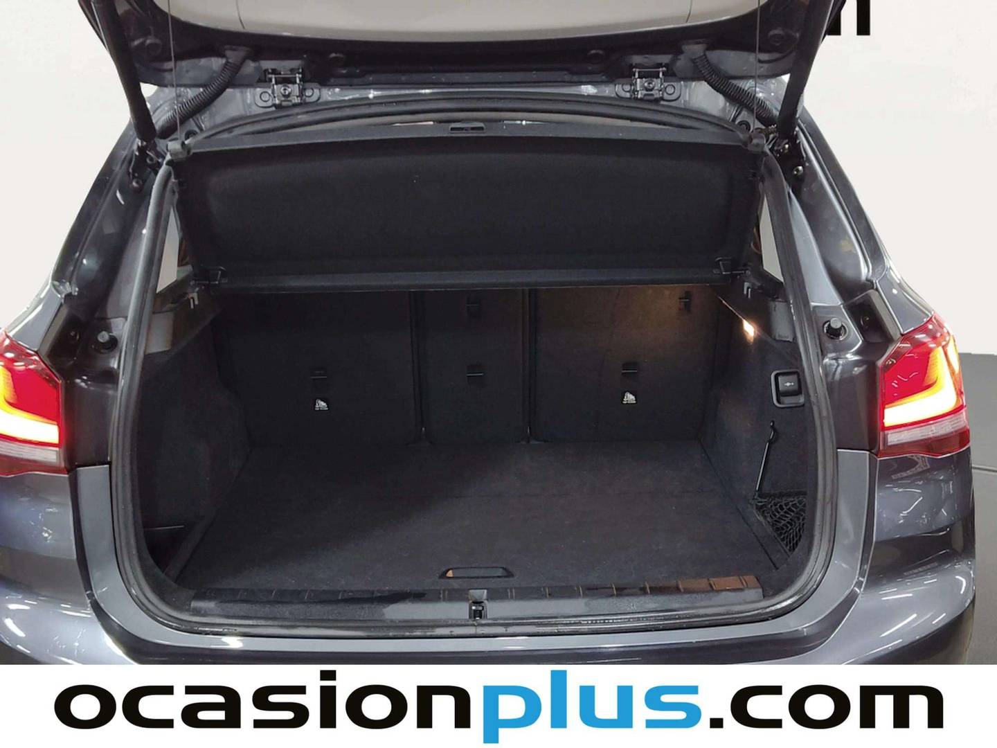 Fotos maletero BMW X1 BMW X1 sDrive18i (136 CV)