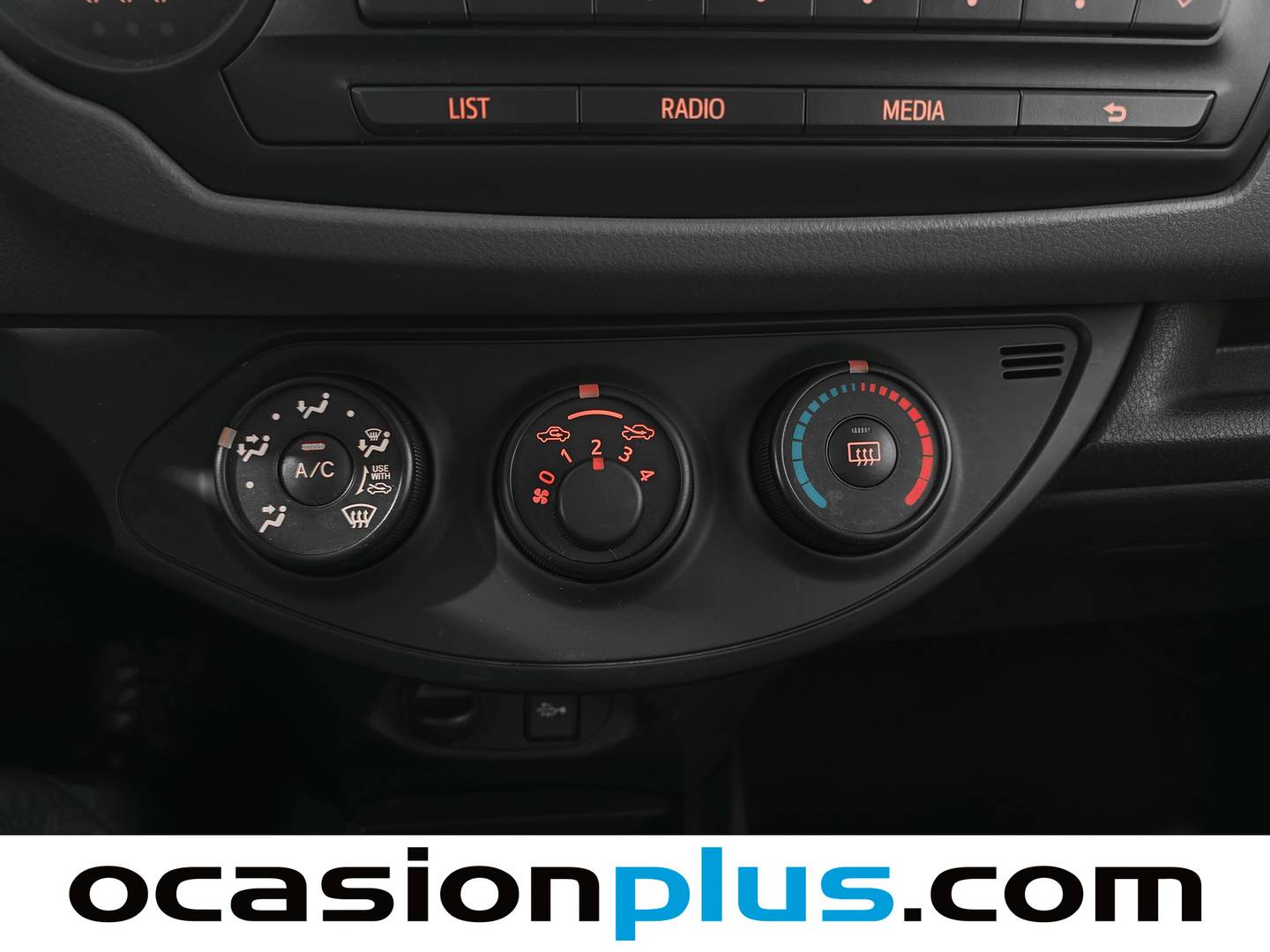 Equipamiento del Toyota Yaris Toyota Yaris 1.0 70 City (69 CV)