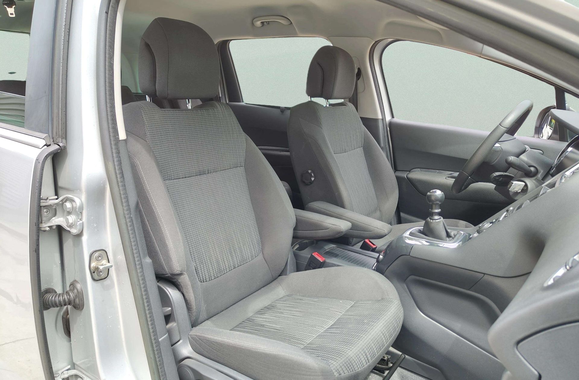 Peugeot 5008 1.6 HDi Style - foto 15