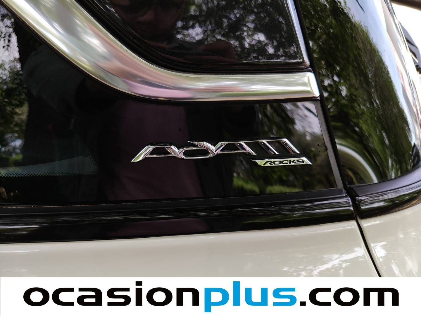 Opel Adam Opel Adam 1.0 XFT Rocks (115 CV) de segunda mano