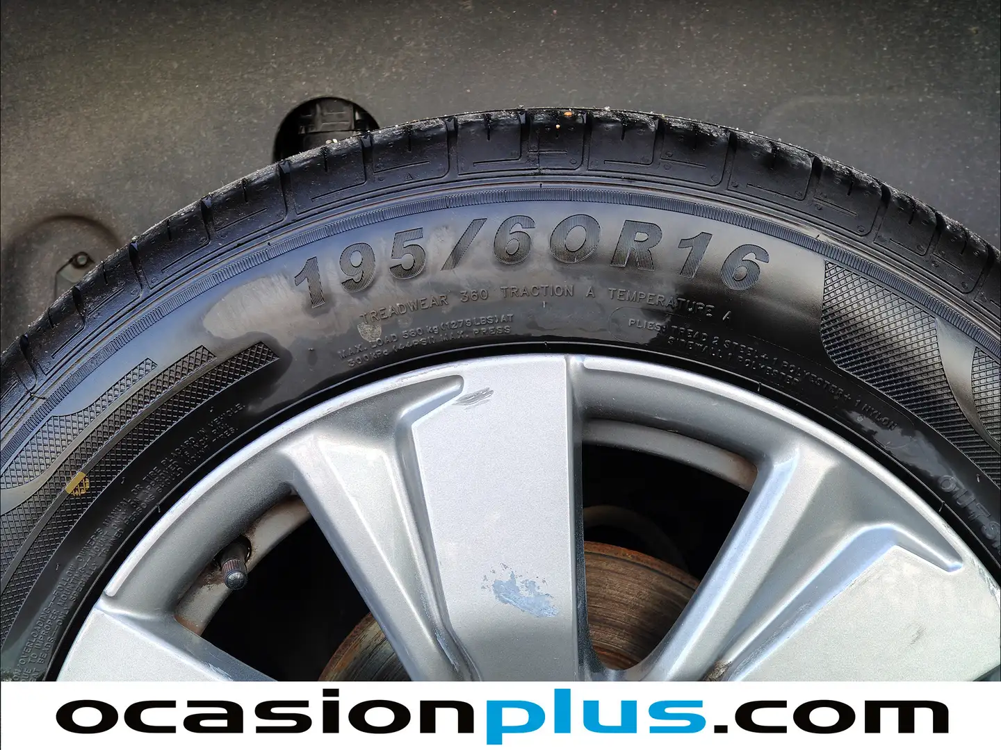 Foto Peugeot 2008 Peugeot 2008 BlueHDi 100 Style (100 CV)