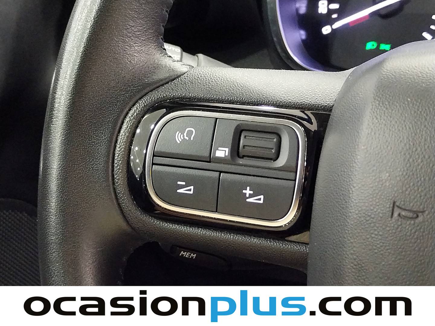 Foto Citroën C3 Aircross Citroen C3 Aircross PureTech 130 Shine Pack EAT6 (131 CV)