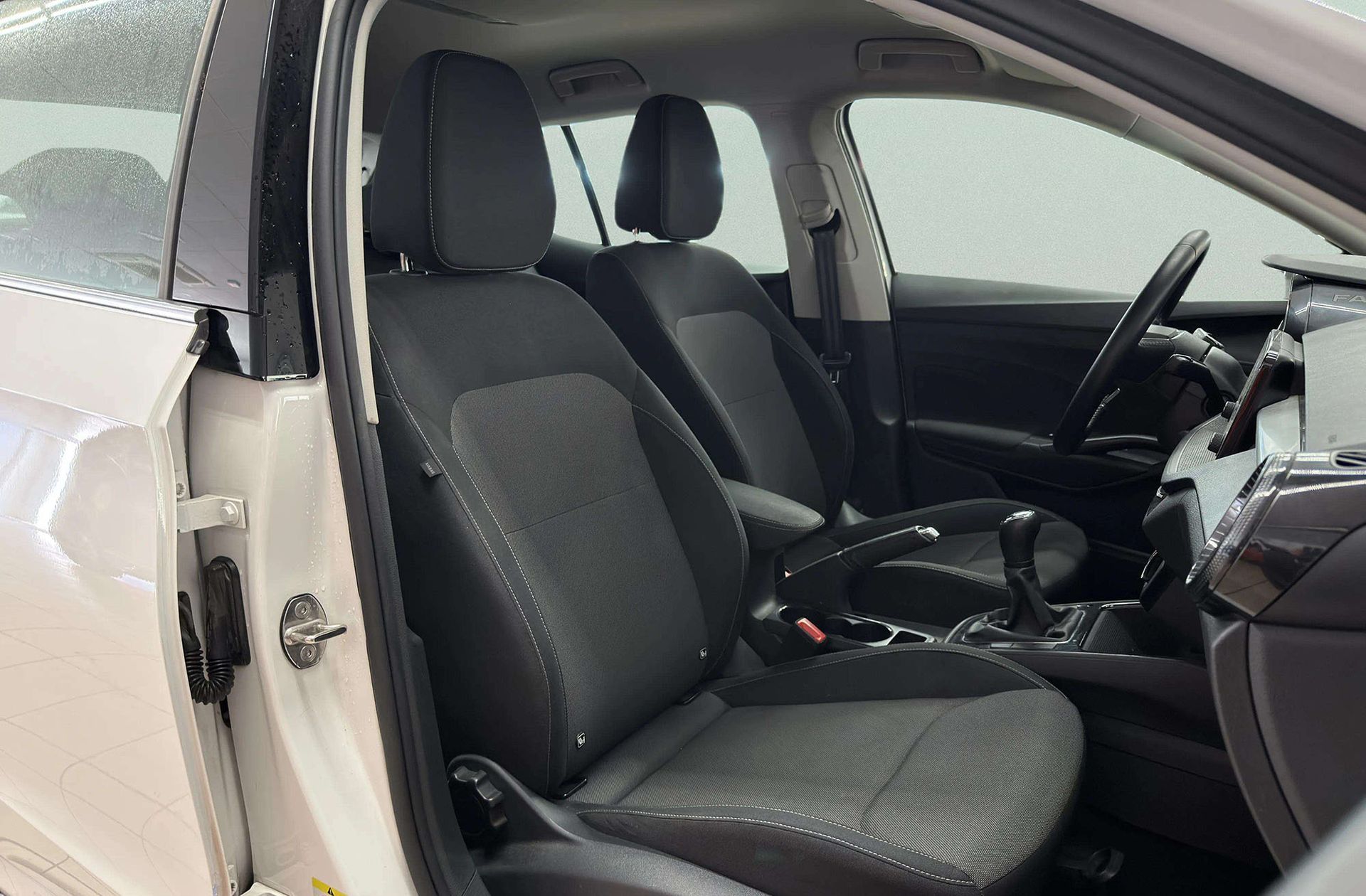 Škoda Fabia 1.0 TSI Ambition - foto 20