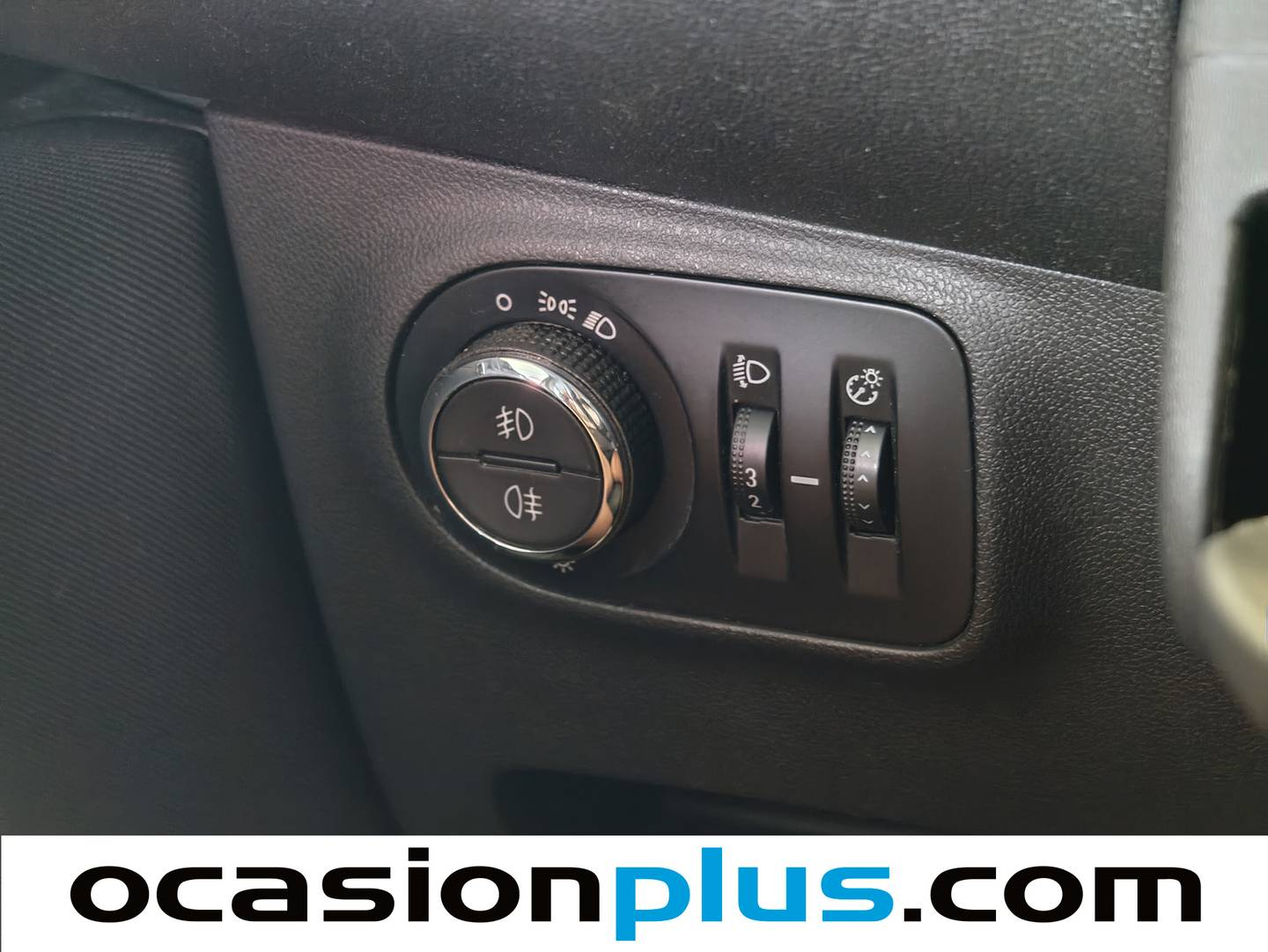 Paquetes del Opel Corsa Opel Corsa 1.3 CDTi Expression (75 CV)