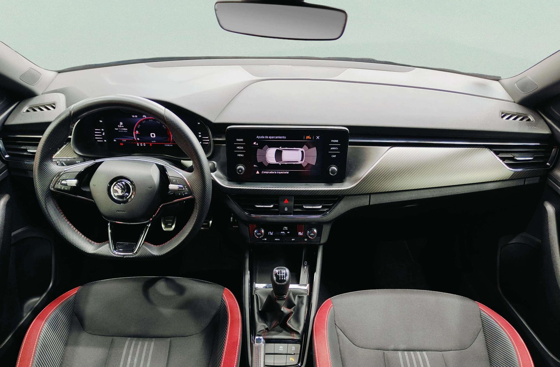 Škoda Kamiq 1.5 TSI Monte Carlo - foto 6