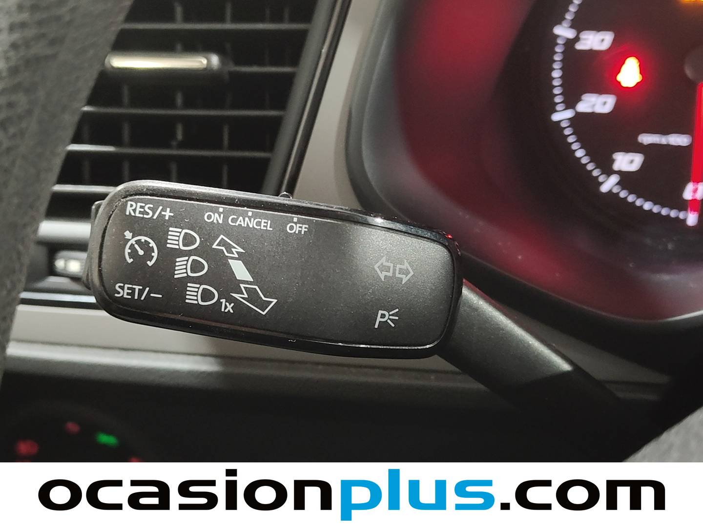 Seat León Seat León 1.2 TSI S&S Reference Plus (110 CV) de segunda mano