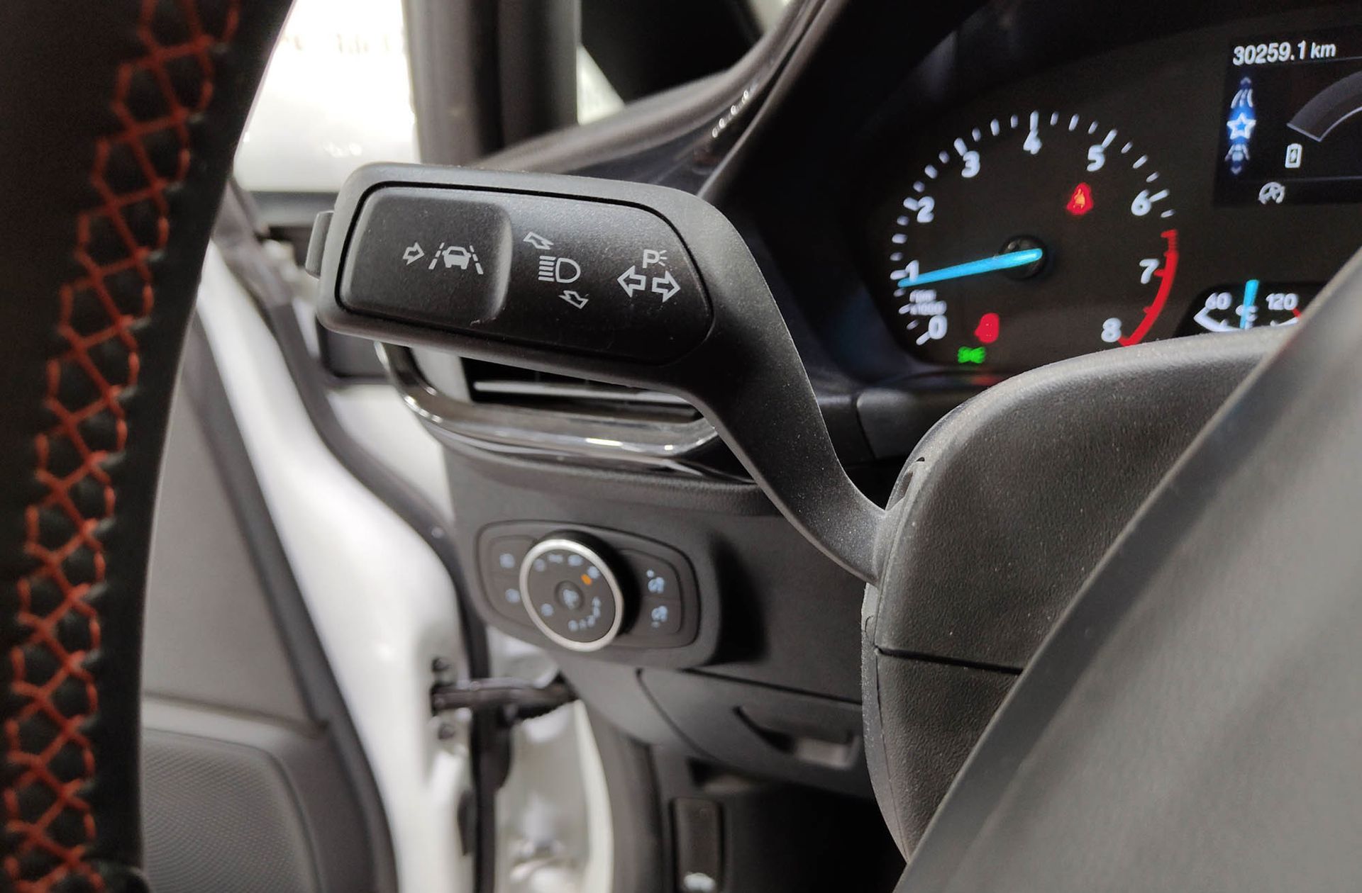 Ford Fiesta 1.0 EcoBoost MHEV ST-Line X - foto 26