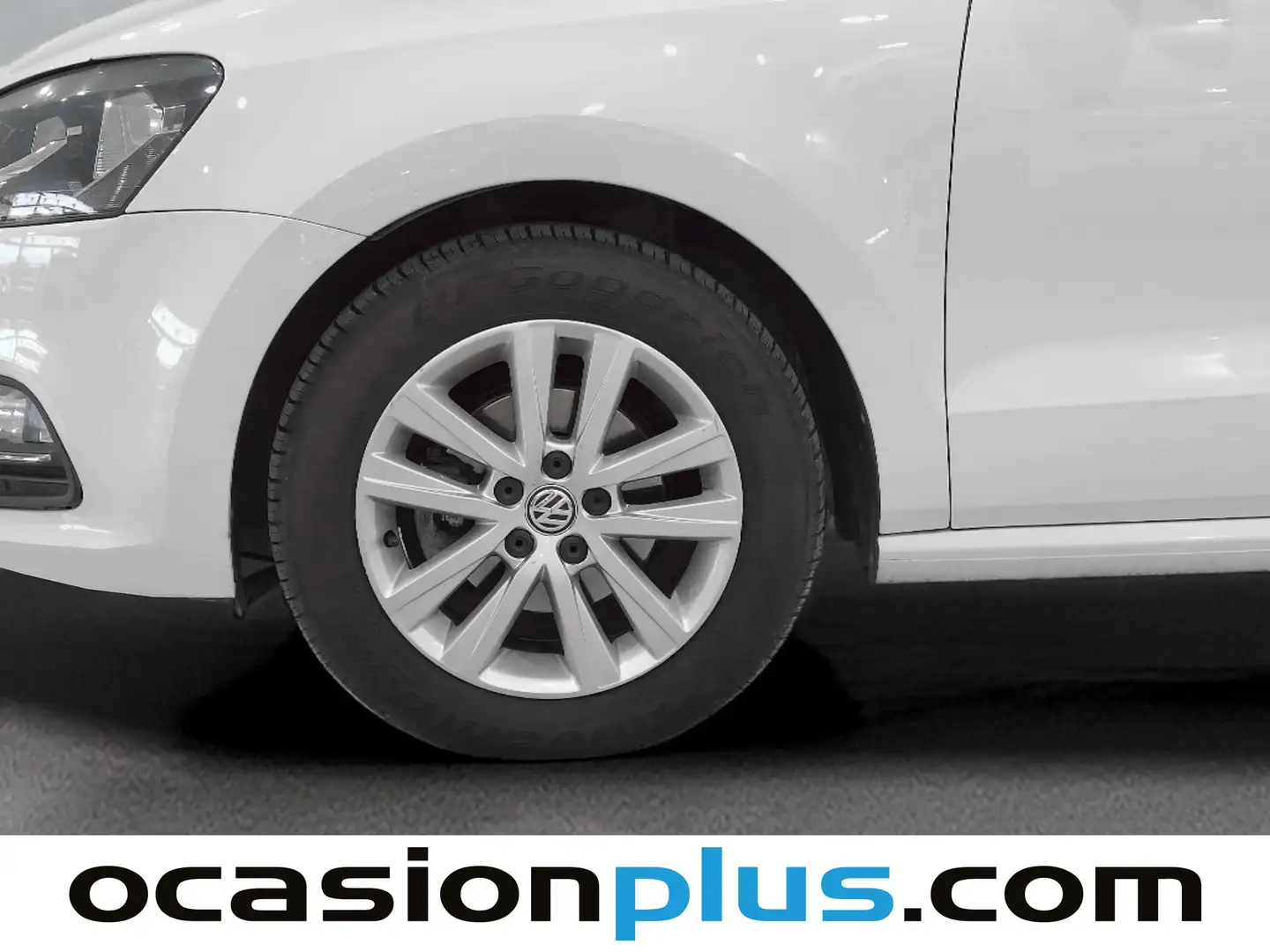 Foto Volkswagen Polo Volkswagen Polo Advance 1.4 TDI BMT (90 CV)