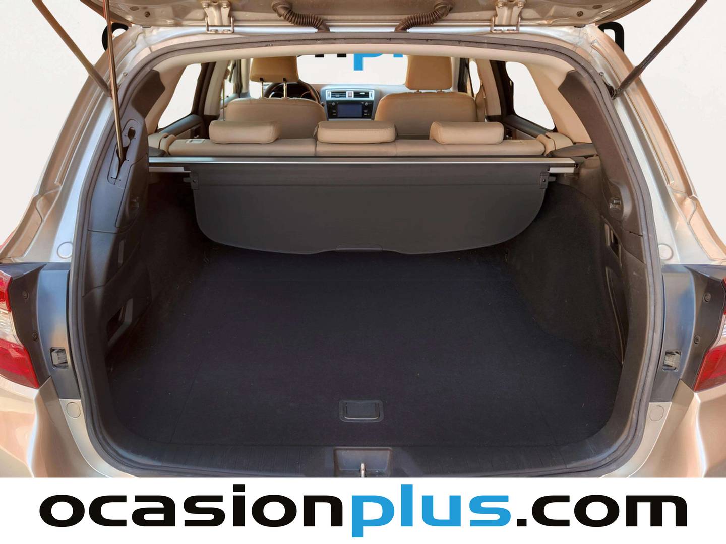 Fotos maletero Subaru Outback Subaru Outback 2.5 Executive Plus AWD CVT Lineartronic (175 CV)