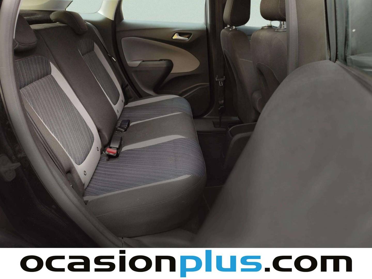 Foto asientos traseros Opel Crossland X Opel Crossland X 1.2 S&S Design Line 120 Aniversario (110 CV)