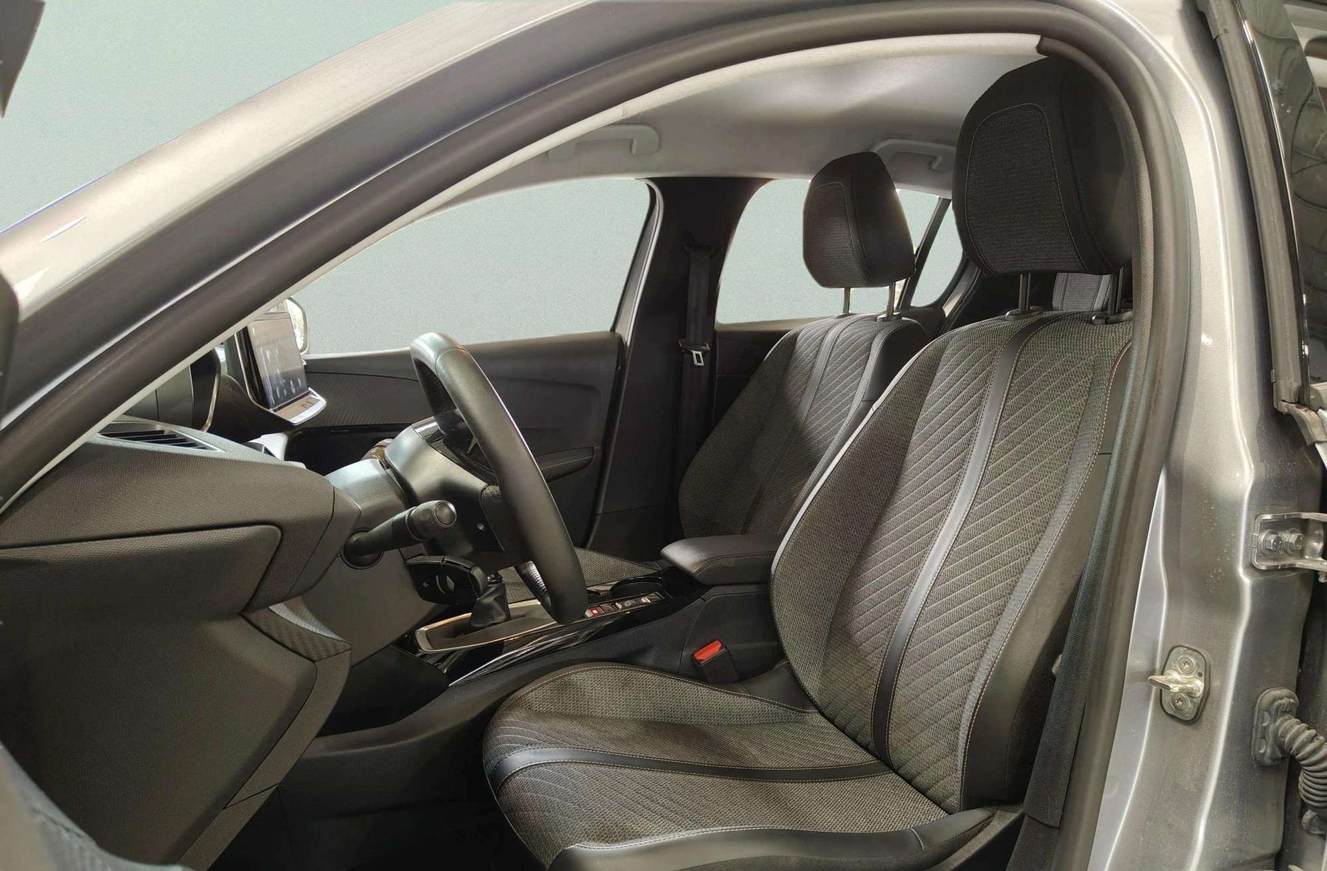 Peugeot 208 PureTech 100 Allure - foto 10