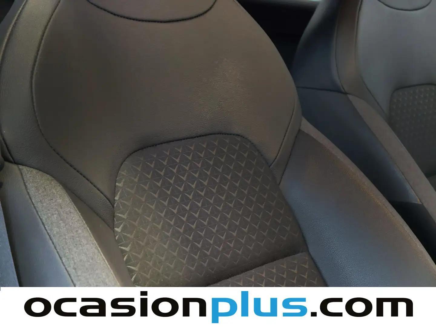 Foto Nissan JUKE Nissan Juke DIG-T N-Connecta 4x2 (114 CV)