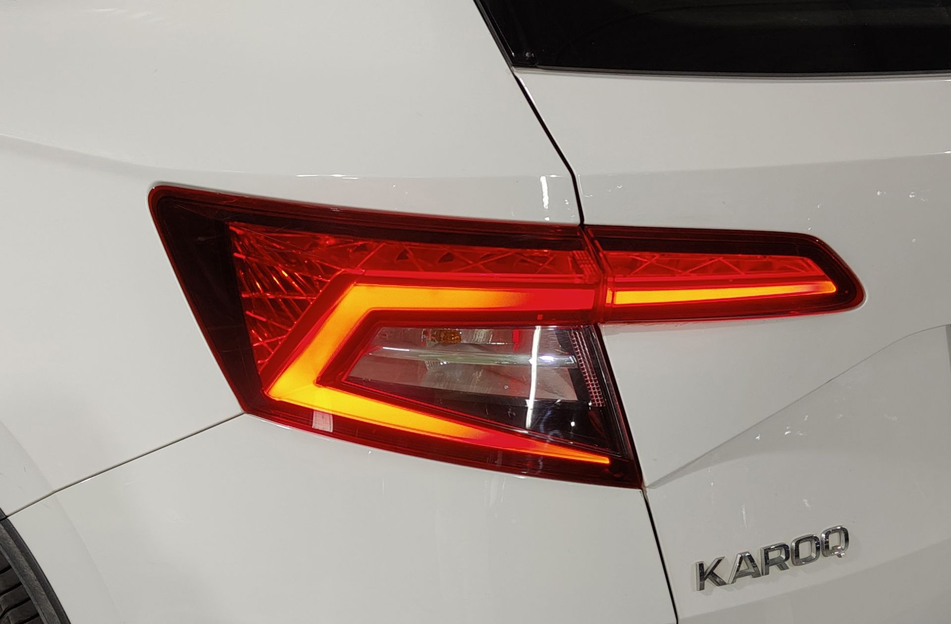 Škoda Karoq 2.0 TDI Ambition 4x4 DSG - foto 20