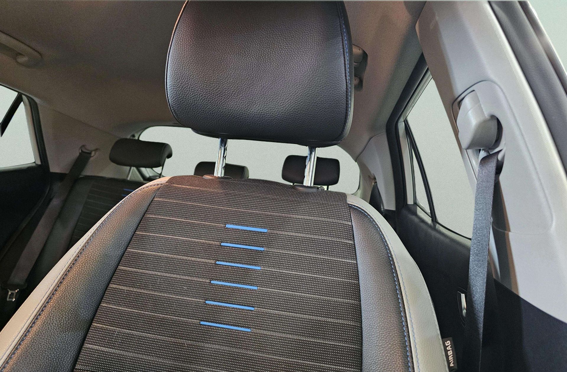 Kia Stonic 1.0 T-GDi MHEV Style Edition - foto 7