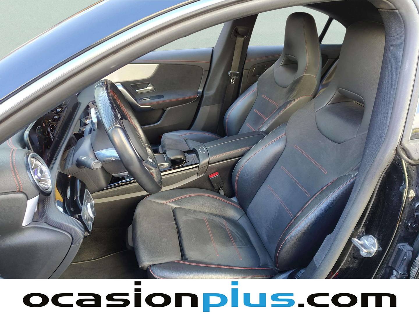 Foto asientos delanteros Mercedes CLA Mercedes-Benz CLA 200 d (150 CV) Pack AMG