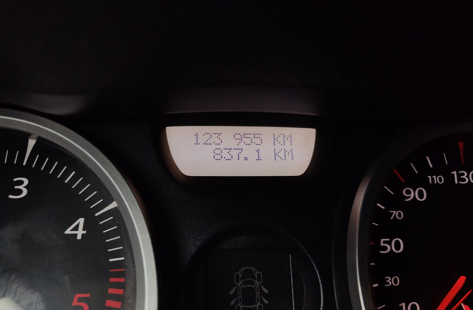 Renault Mégane Sedan Emotion dCi - foto 8