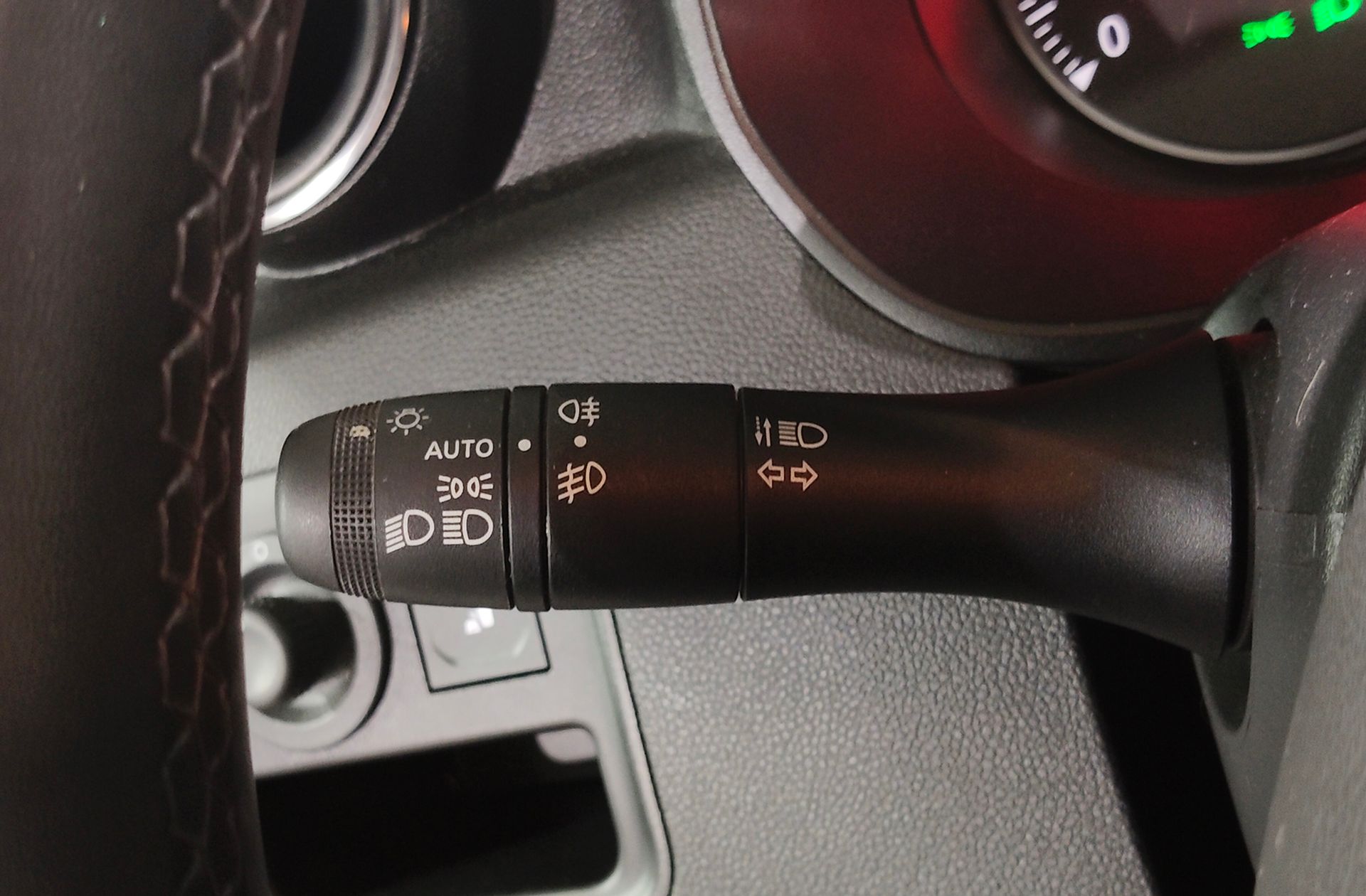 Dacia Duster Prestige TCe 4x2 - foto 25