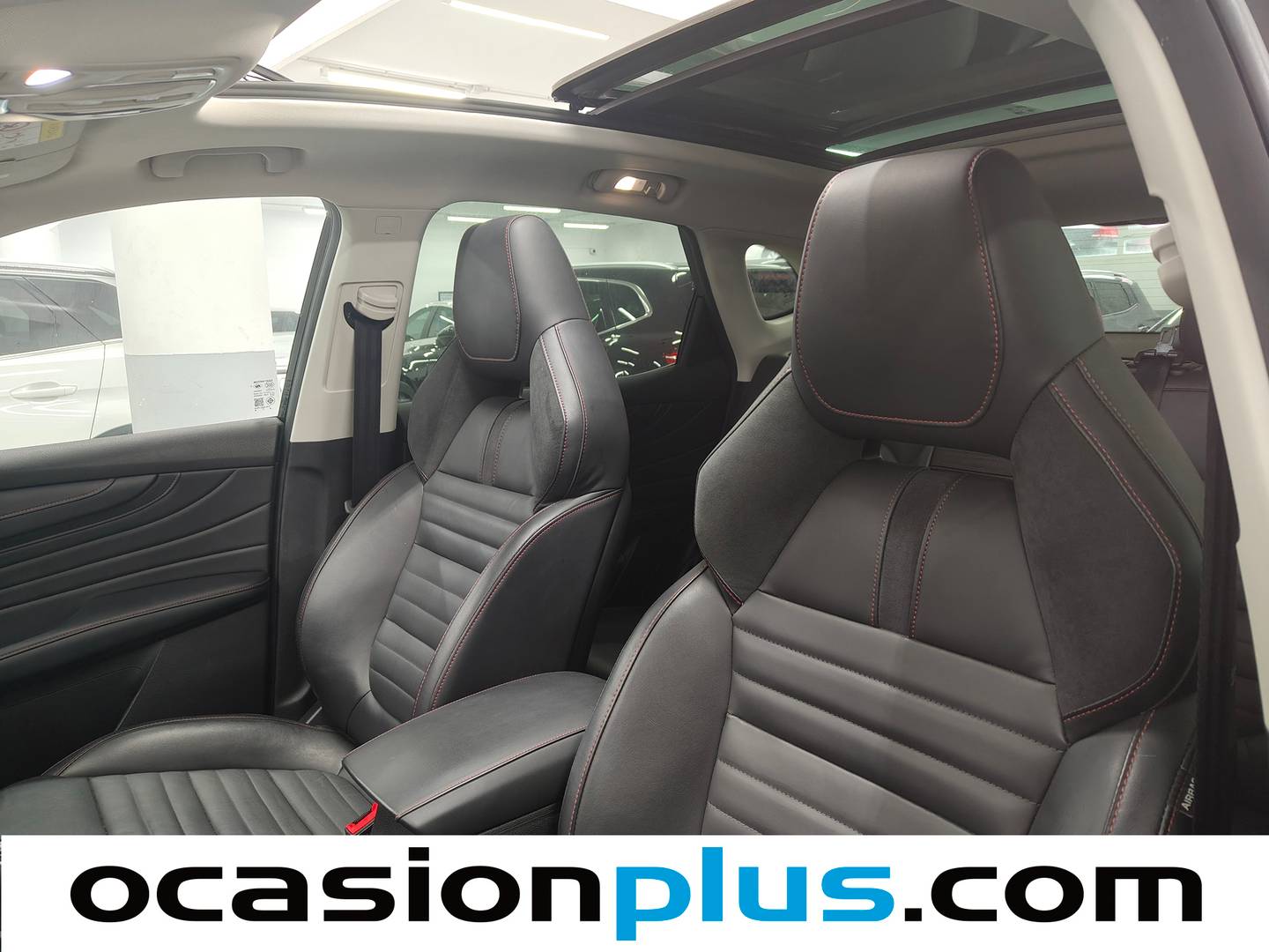 Extras y acabados del MG HS MG HS 1.5 Turbo GDI Luxury (162 CV