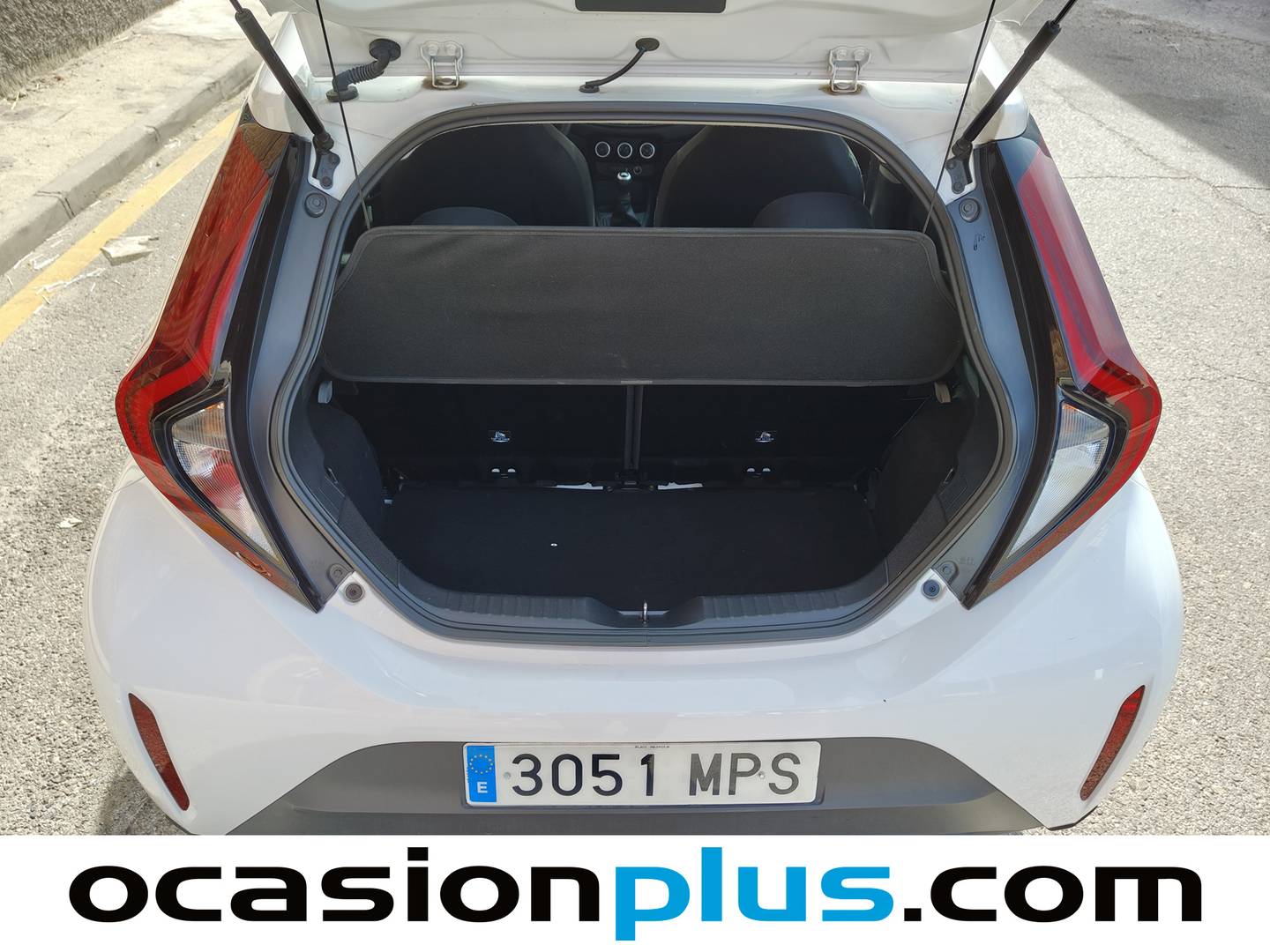 Foto Toyota Aygo X Cross Toyota Aygo X Cross 1.0 VVT-I Play (72 CV)