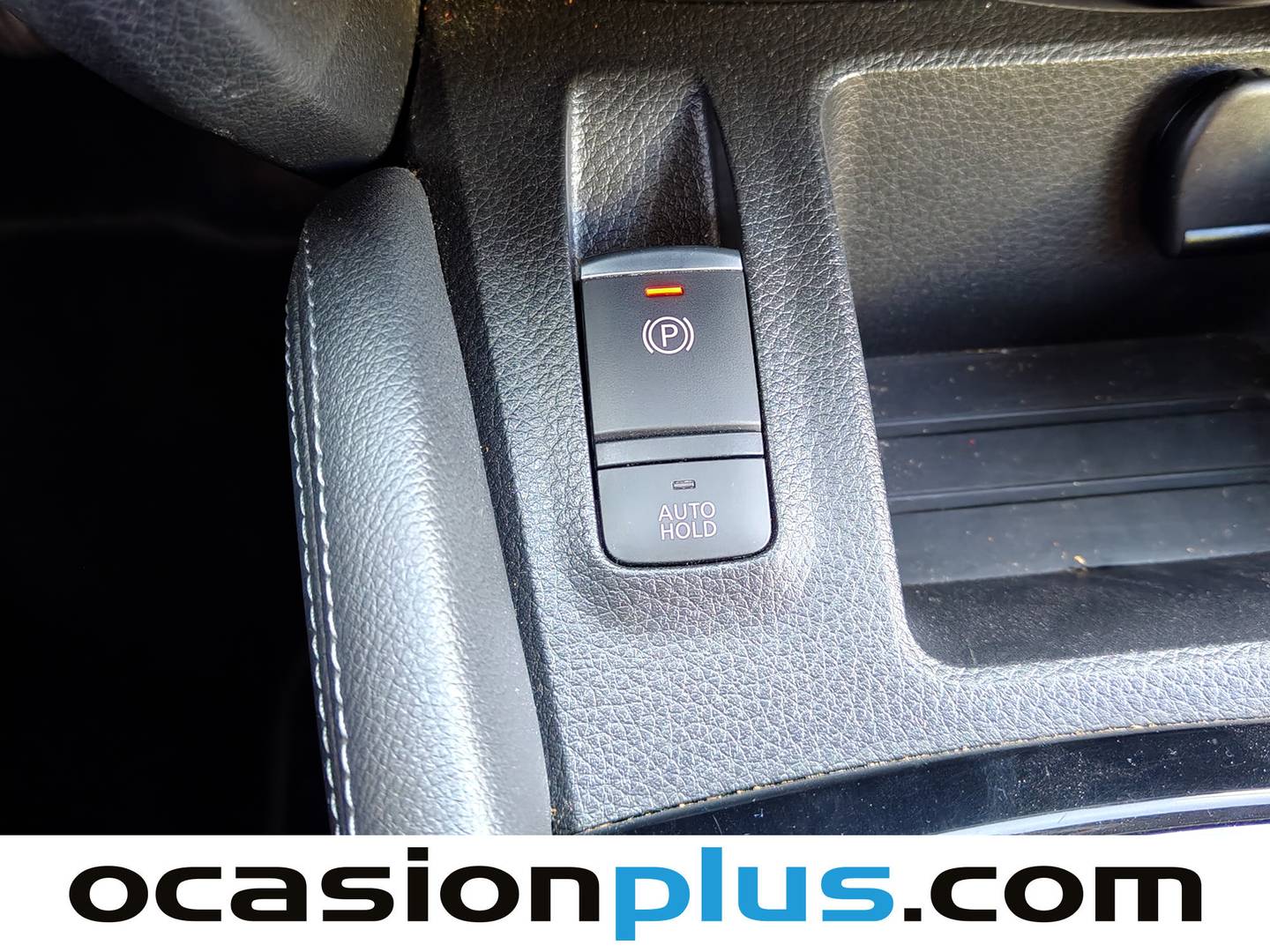 Equipamiento del Nissan QASHQAI Nissan Qashqai dCi 115 Acenta (115 CV)