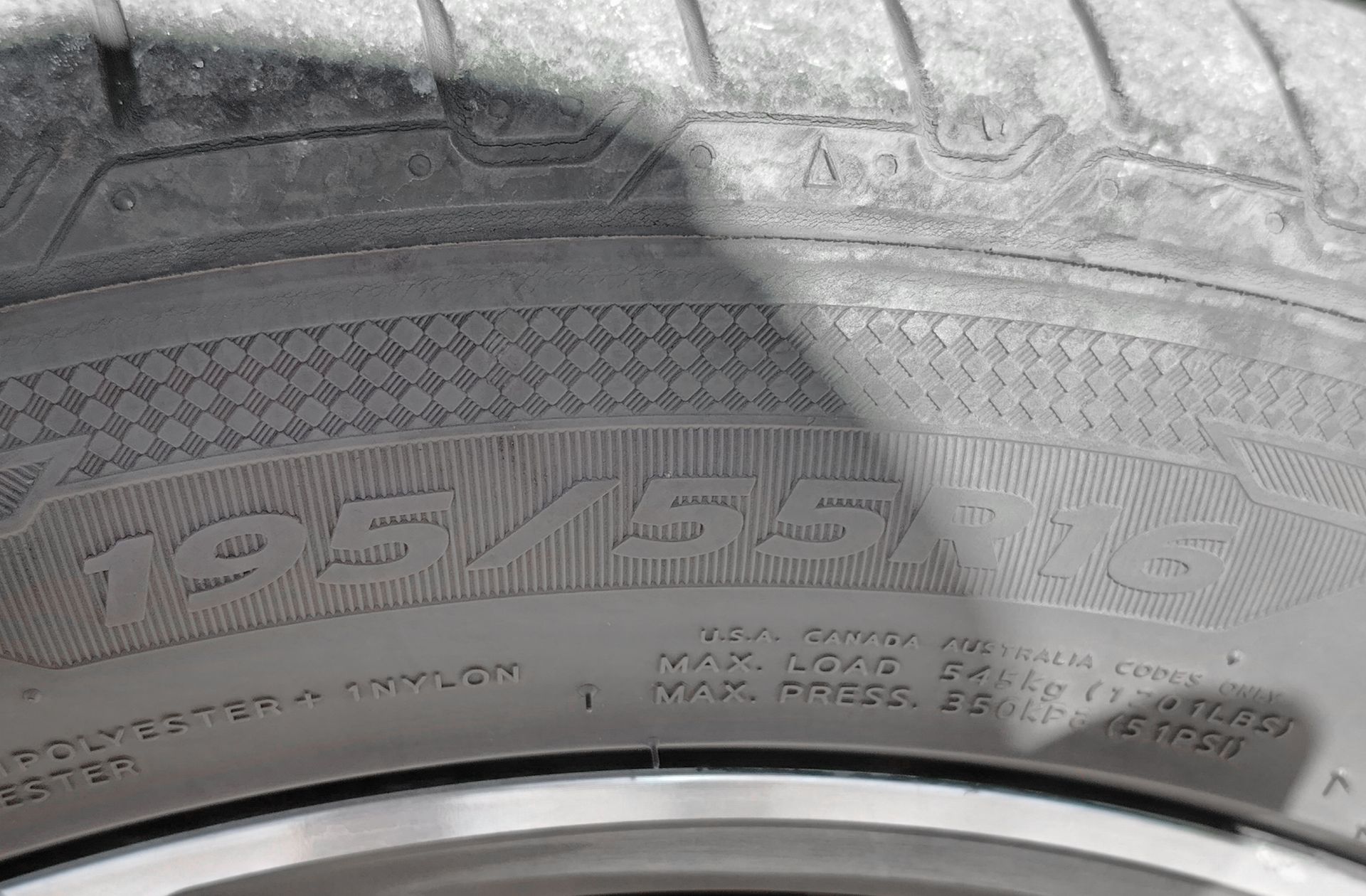 Peugeot 208 PureTech 100 Allure Pack EAT8 - foto 38