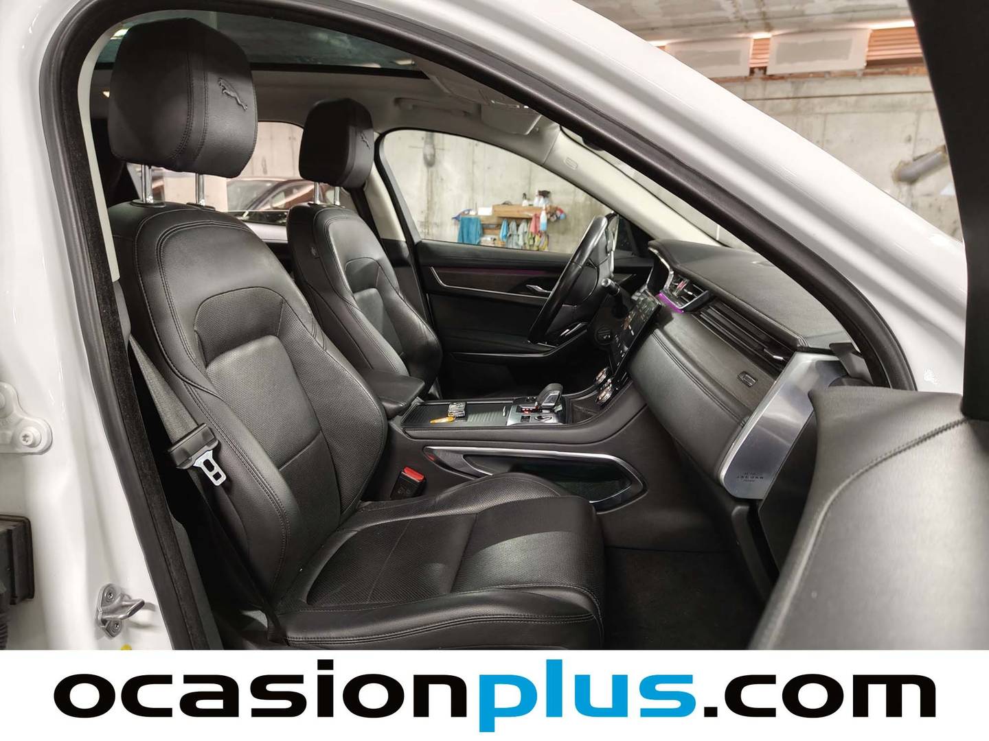 Foto Jaguar F-Pace Jaguar F-PACE 2.0D I4 MHEV Standard S AWD Auto  (204 CV)