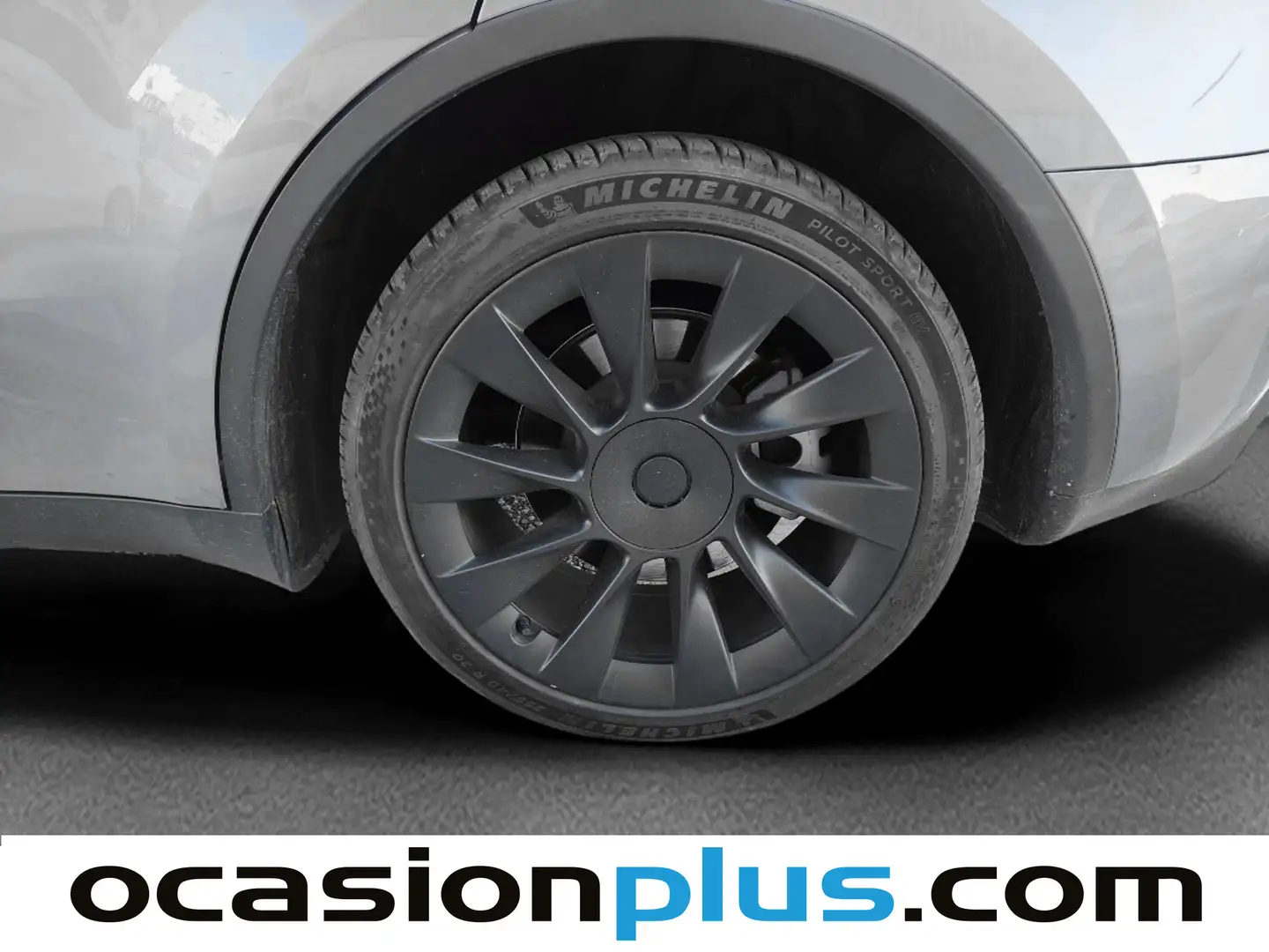 Foto Tesla Model Y Tesla Model Y Gran Autonomía 4WD (514 CV)