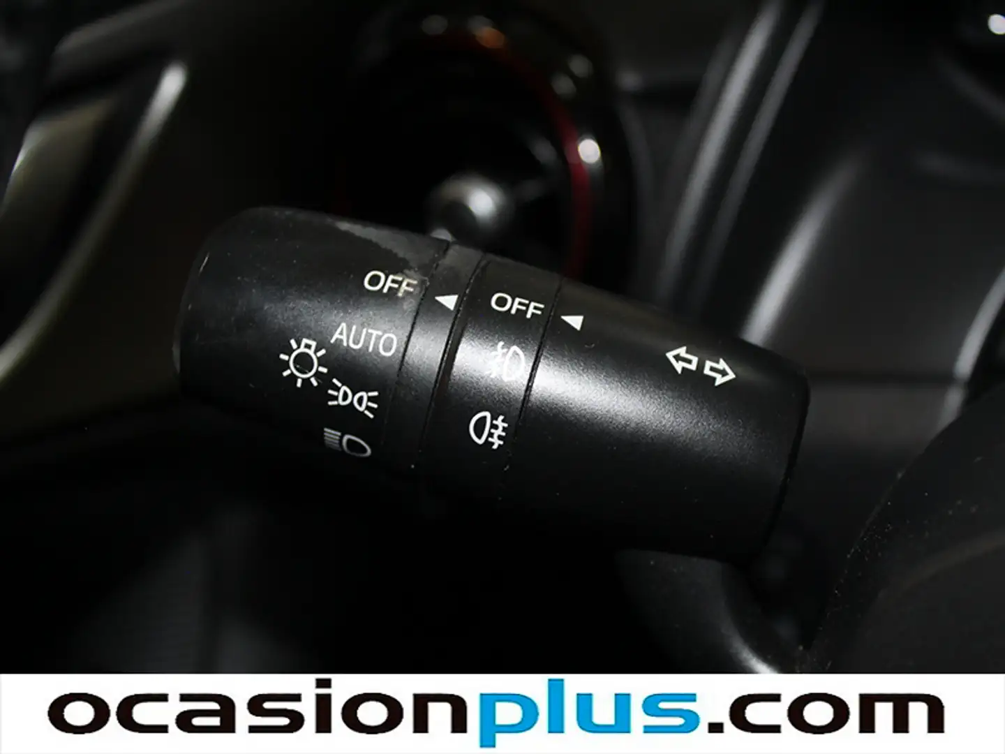 Encendido automático de faros