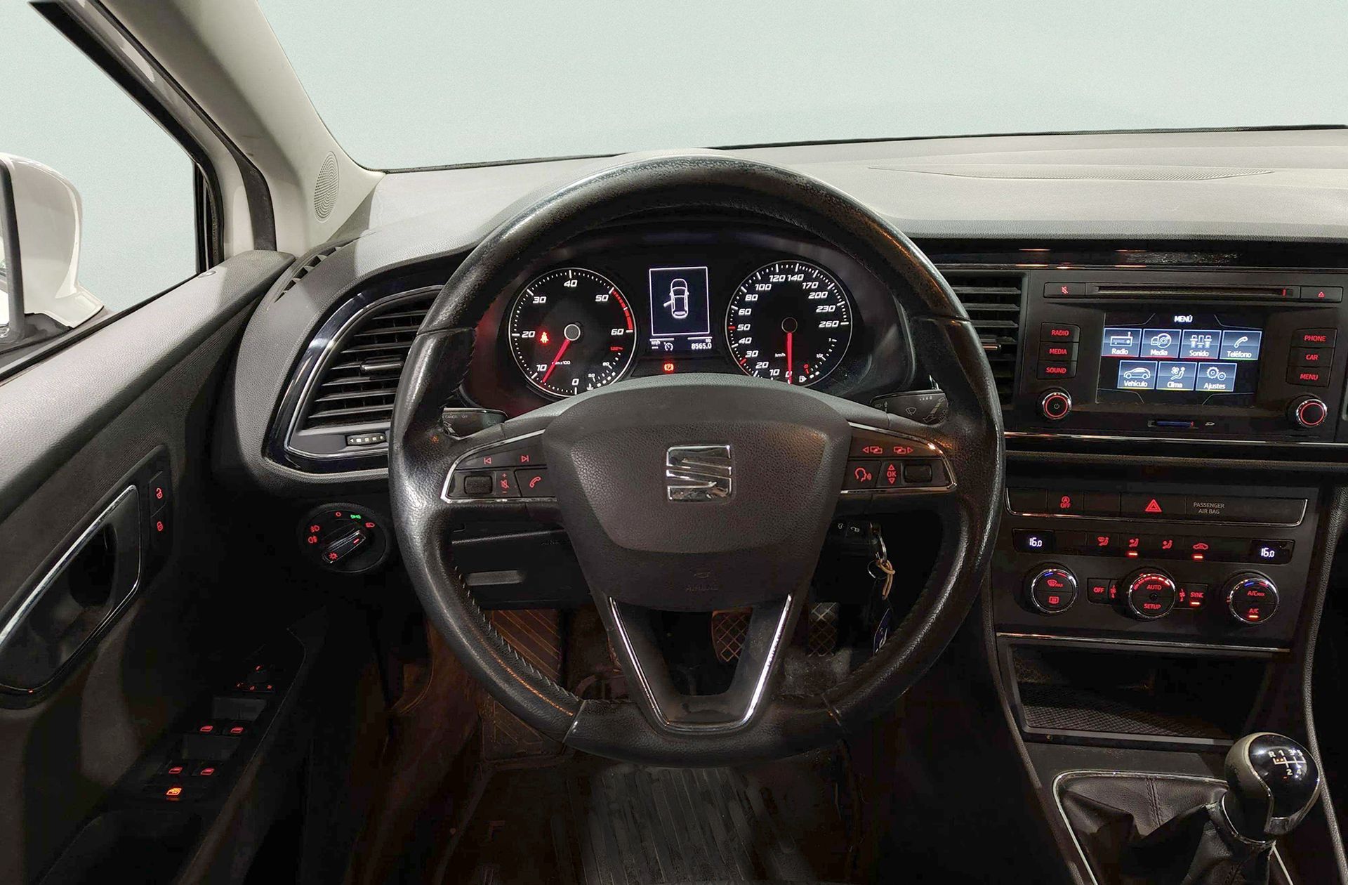 SEAT León ST 1.6 TDI Style - foto 16