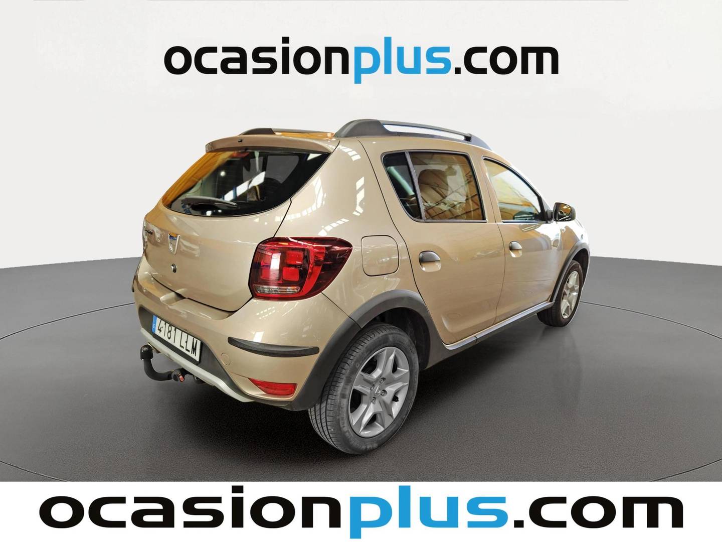 Foto trasera Dacia Sandero Dacia Sandero Stepway Essential TCe (100 CV) derecha