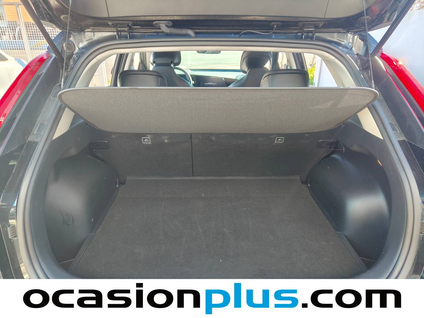 Foto KIA Niro Kia Niro 1.6 GDi HEV Drive (141 CV)