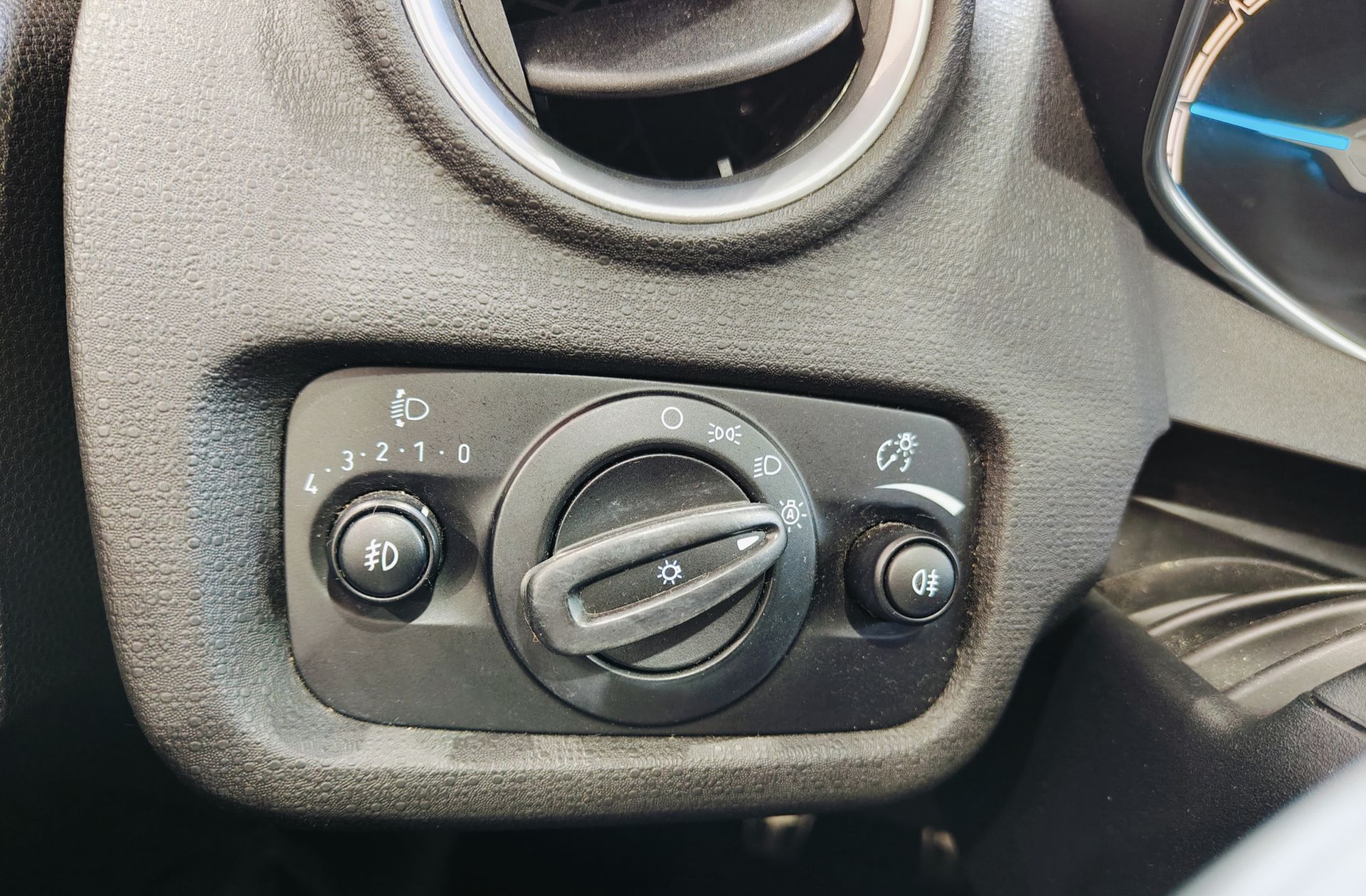 Ford Fiesta 1.0 EcoBoost ST-Line - foto 12