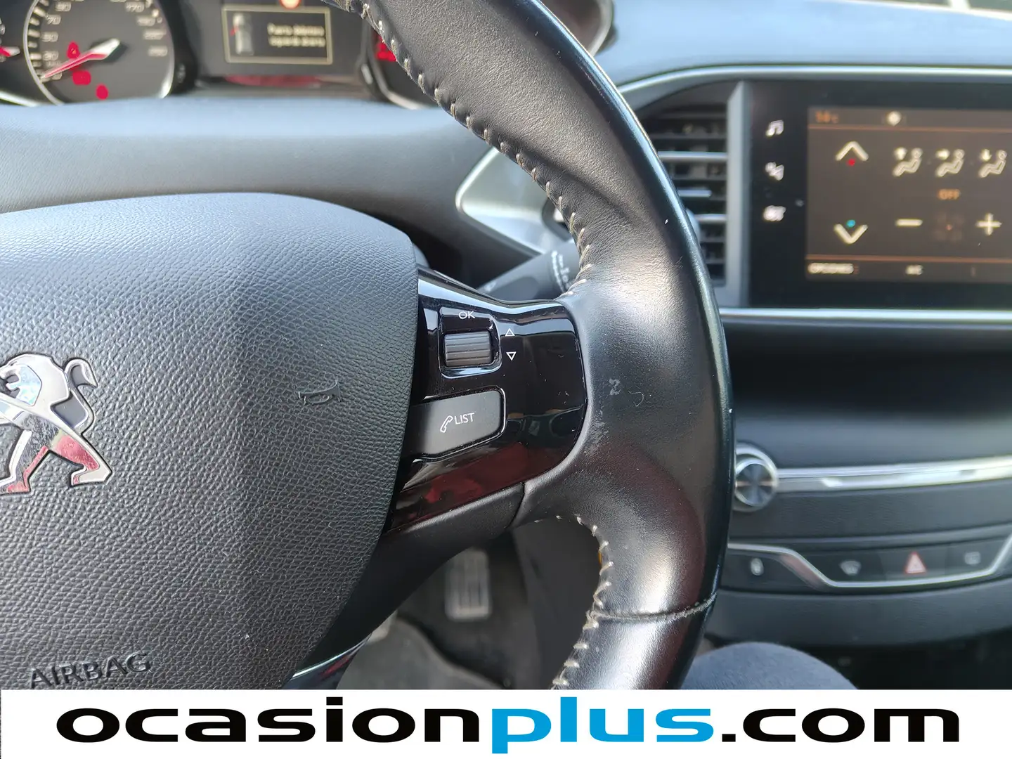 Foto Peugeot 308 Peugeot 308 BlueHDi 100 Allure (100 CV)