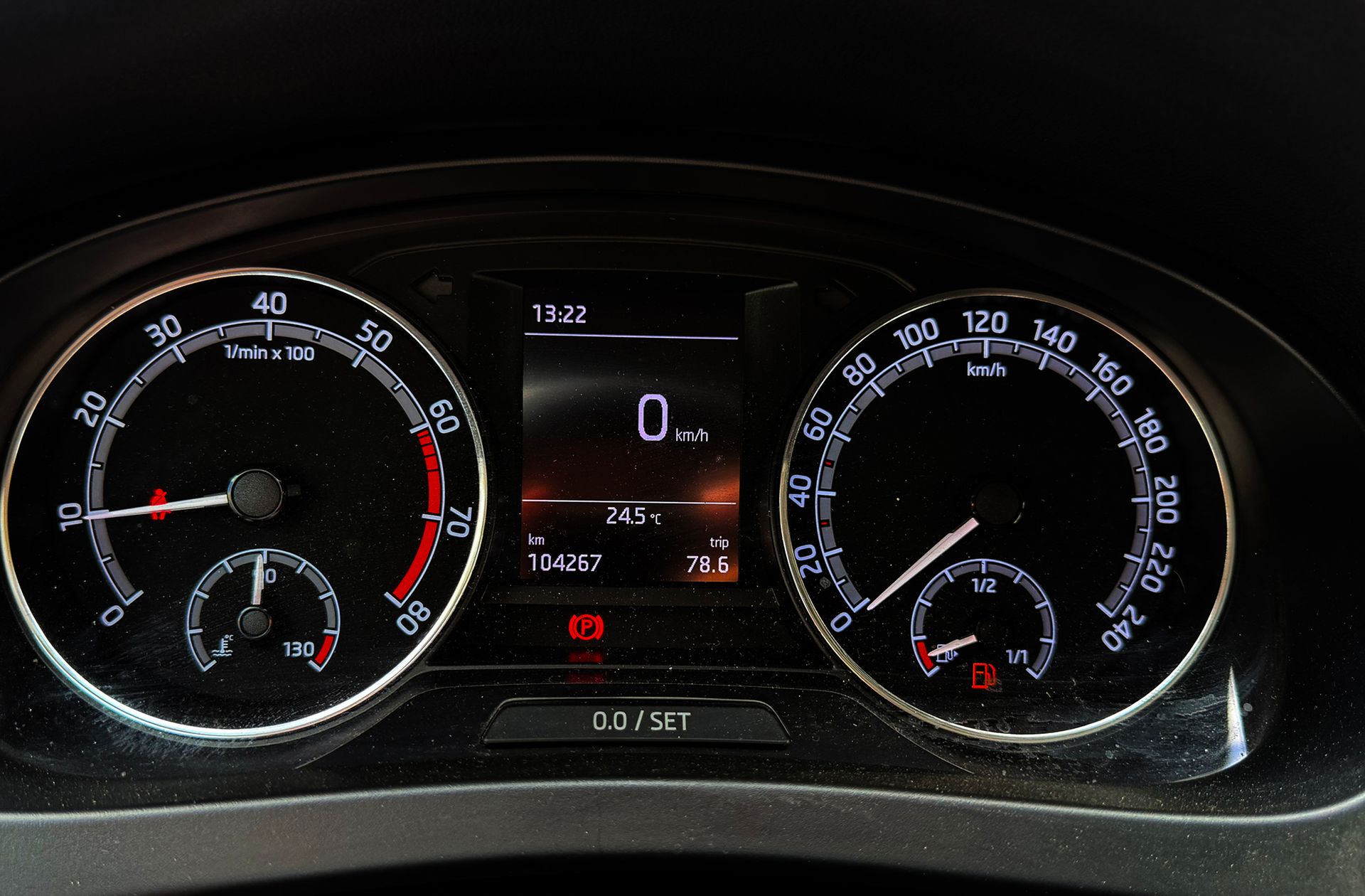 Škoda Rapid 1.0 TSI Ambition - foto 19