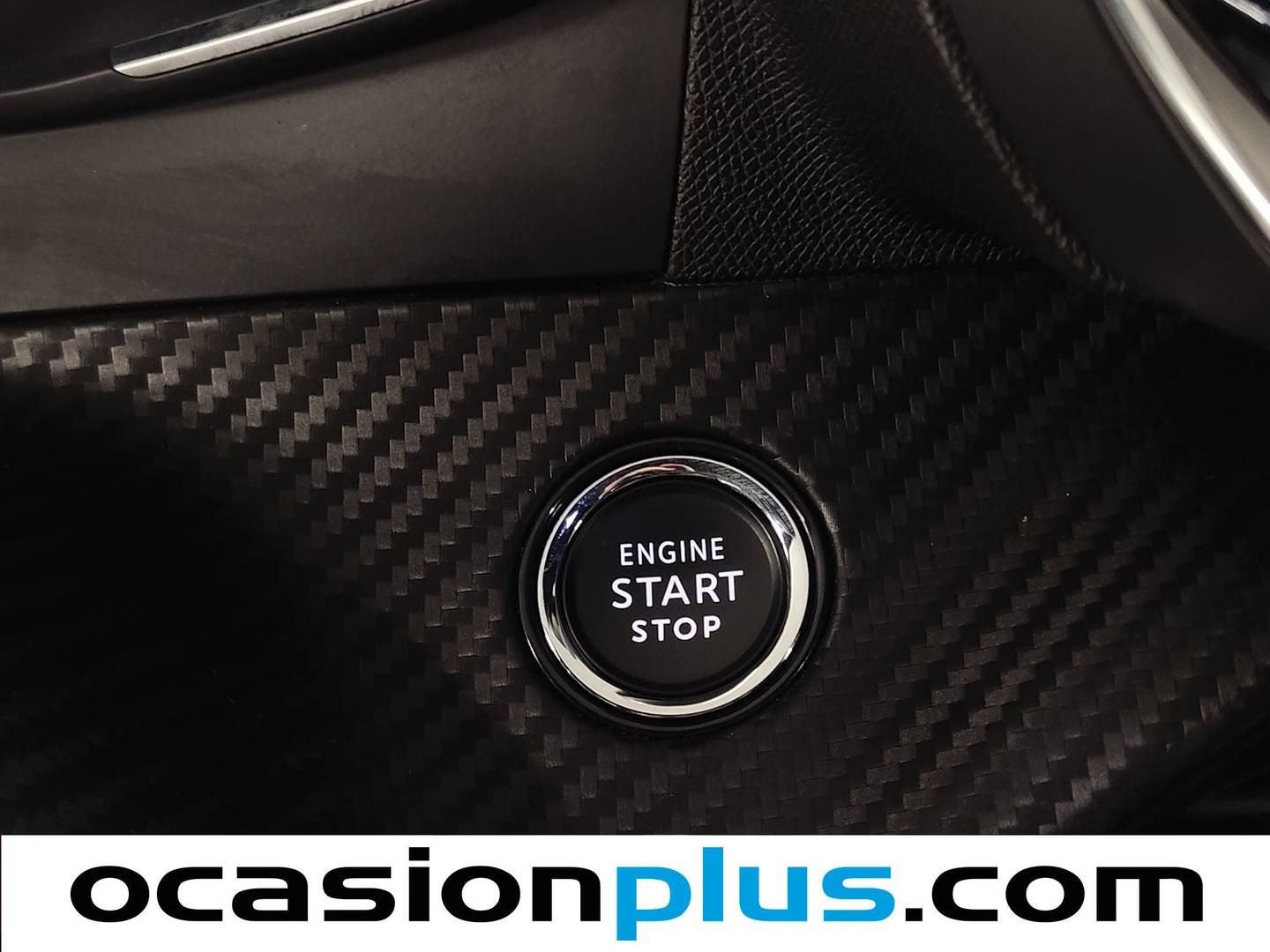 Peugeot 2008 Peugeot 2008 Allure Hybrid eDCS6 (145 CV) seminuevo
