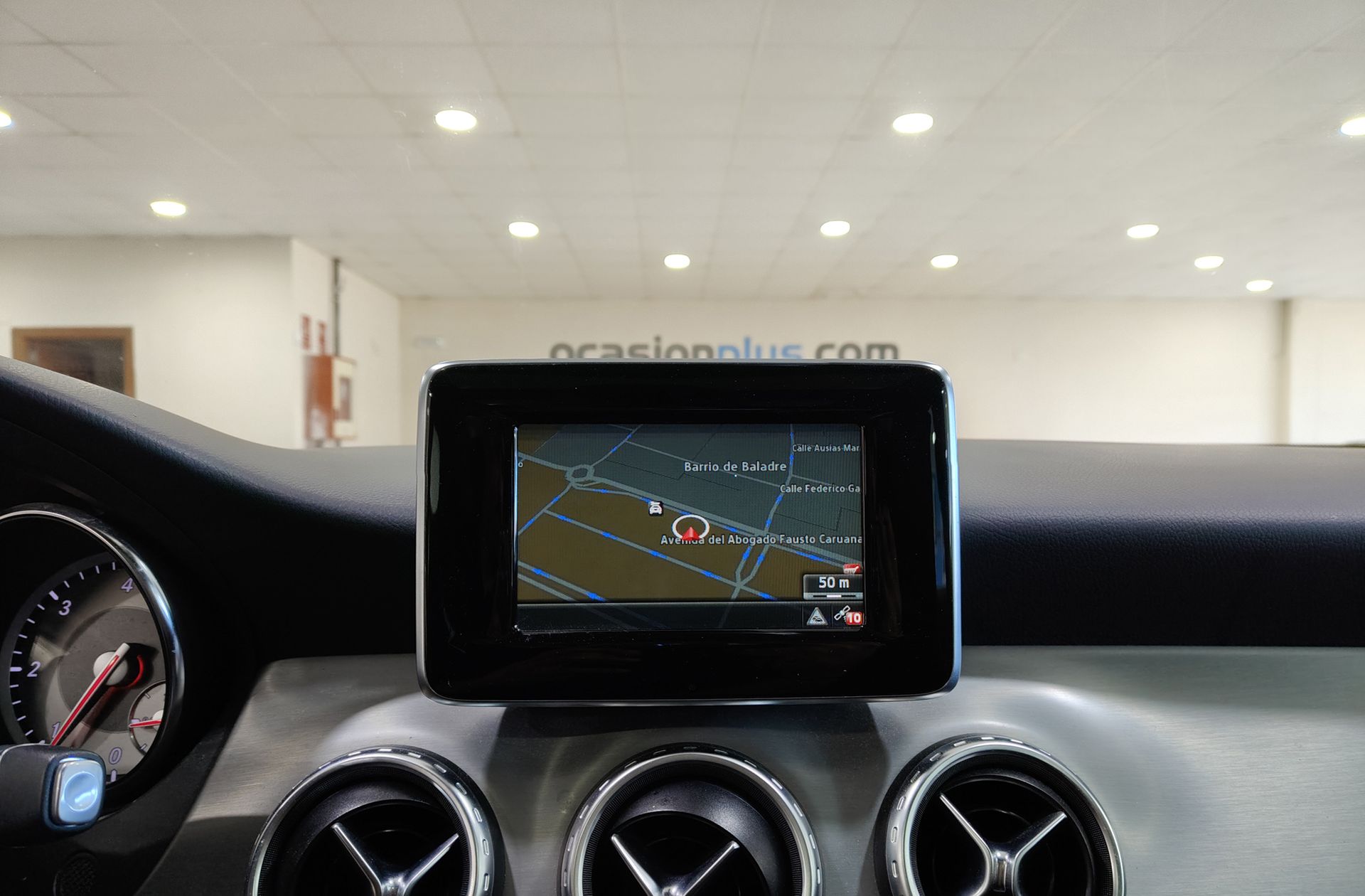 Mercedes-Benz GLA 200 d AMG Line - foto 9