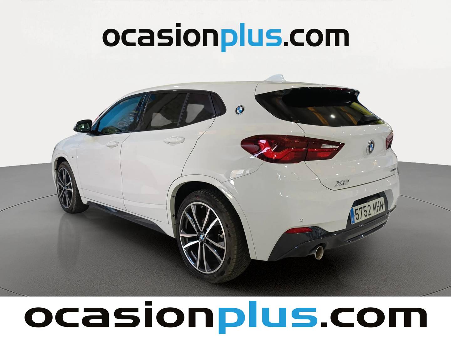 Foto trasera BMW X2 BMW X2 sDrive18i (140 CV) Pack M izquierda