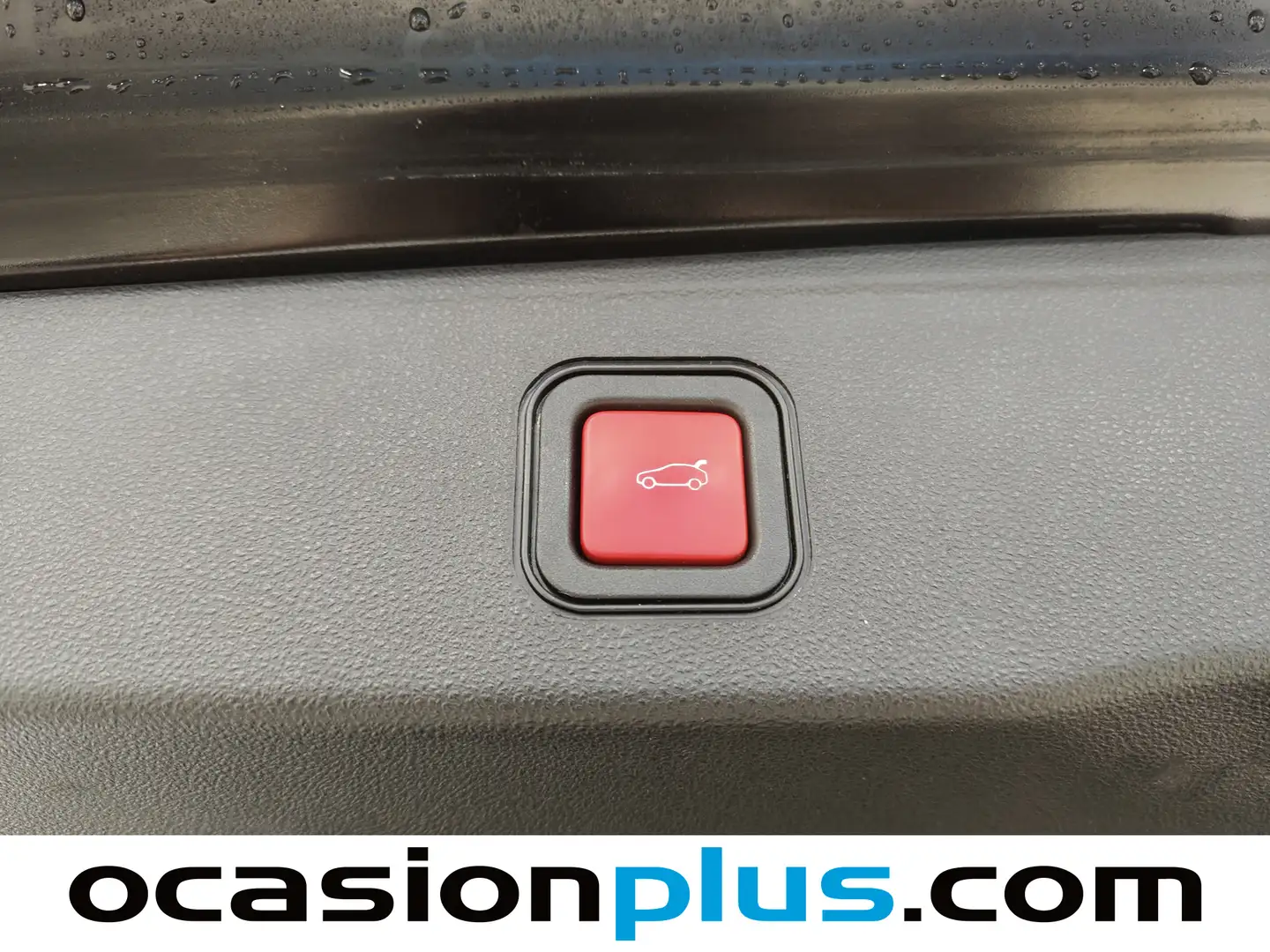 Foto Jeep Avenger Jeep Avenger 1.2 G Summit (100 CV)