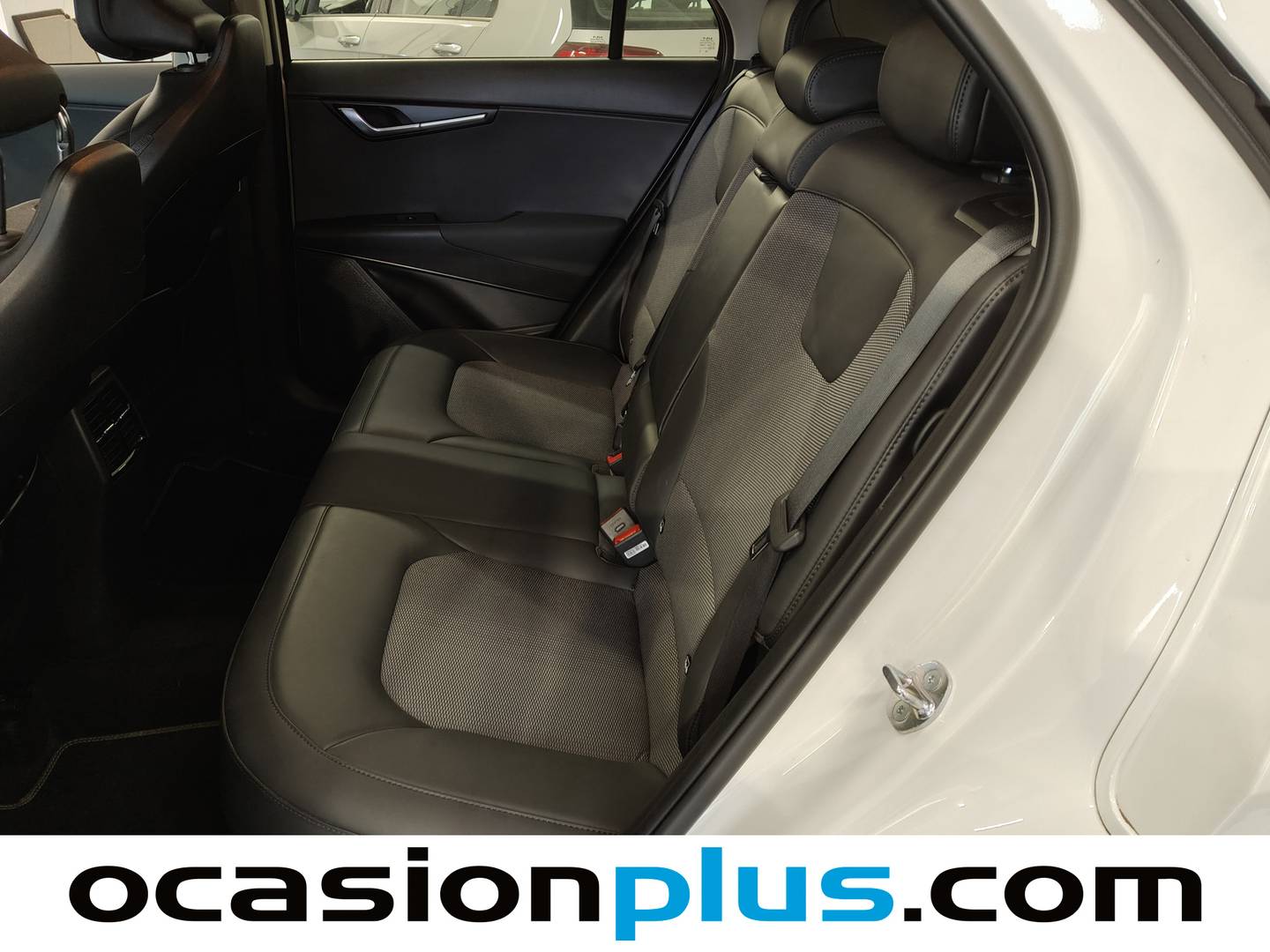 Foto KIA Niro Kia Niro 1.6 GDi HEV Drive (129 CV)