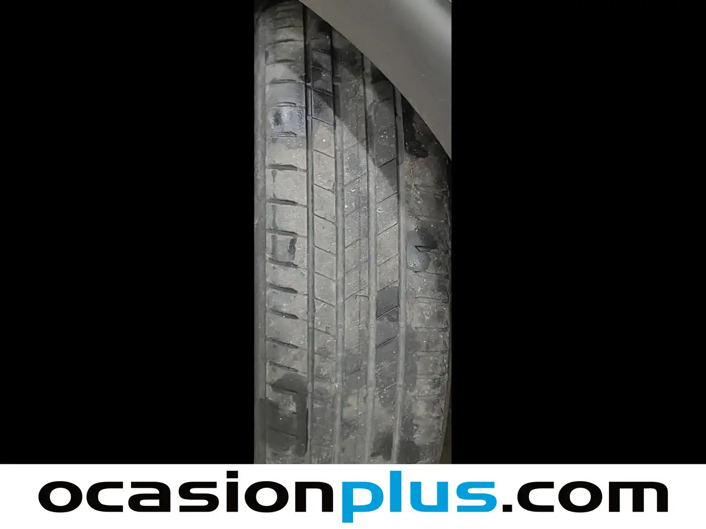 Foto Citroën C3 Aircross Citroen C3 Aircross PureTech 130 Shine Pack EAT6 (131 CV)