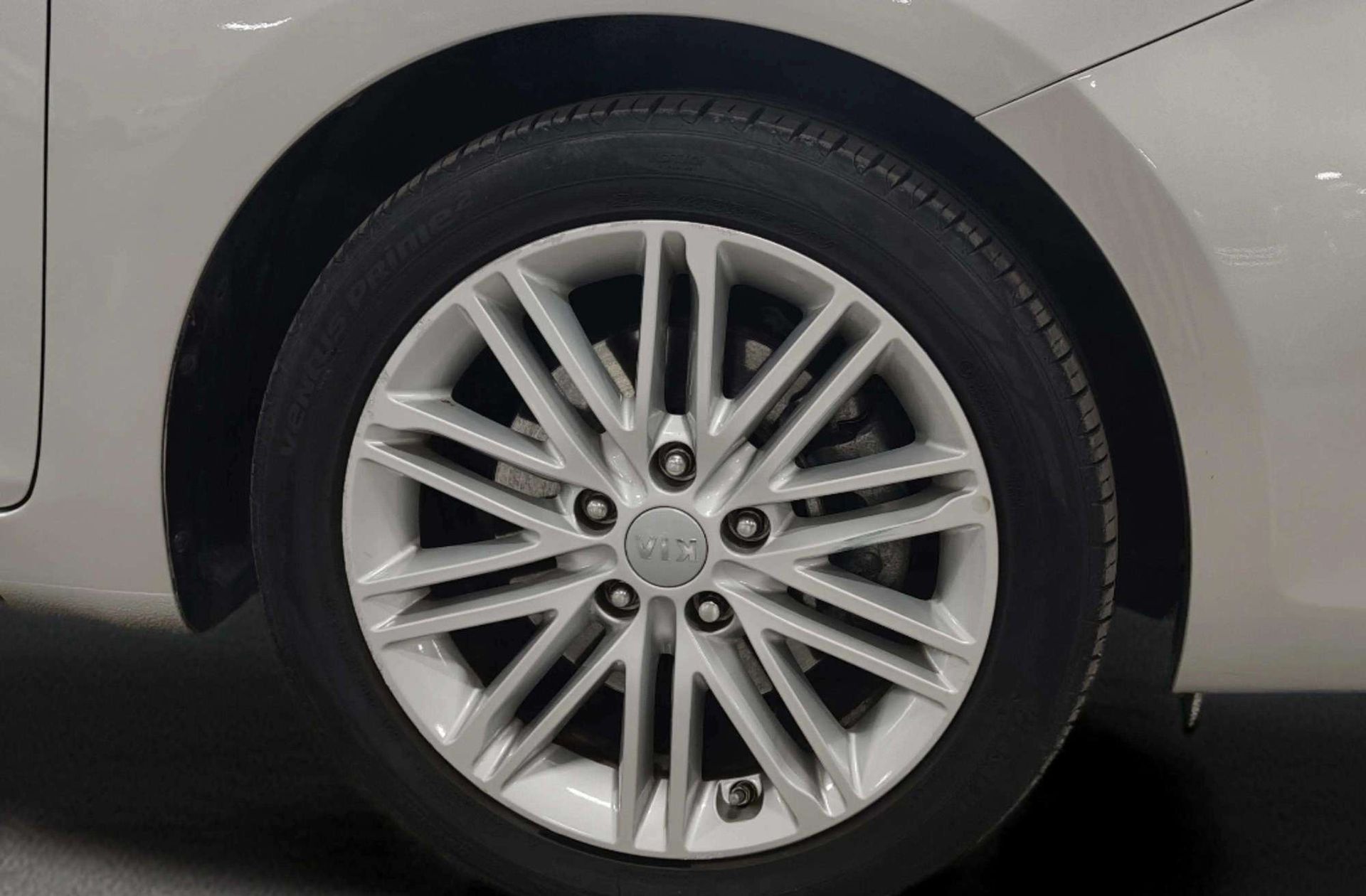 Kia Carens 1.6 GDi Drive - foto 33