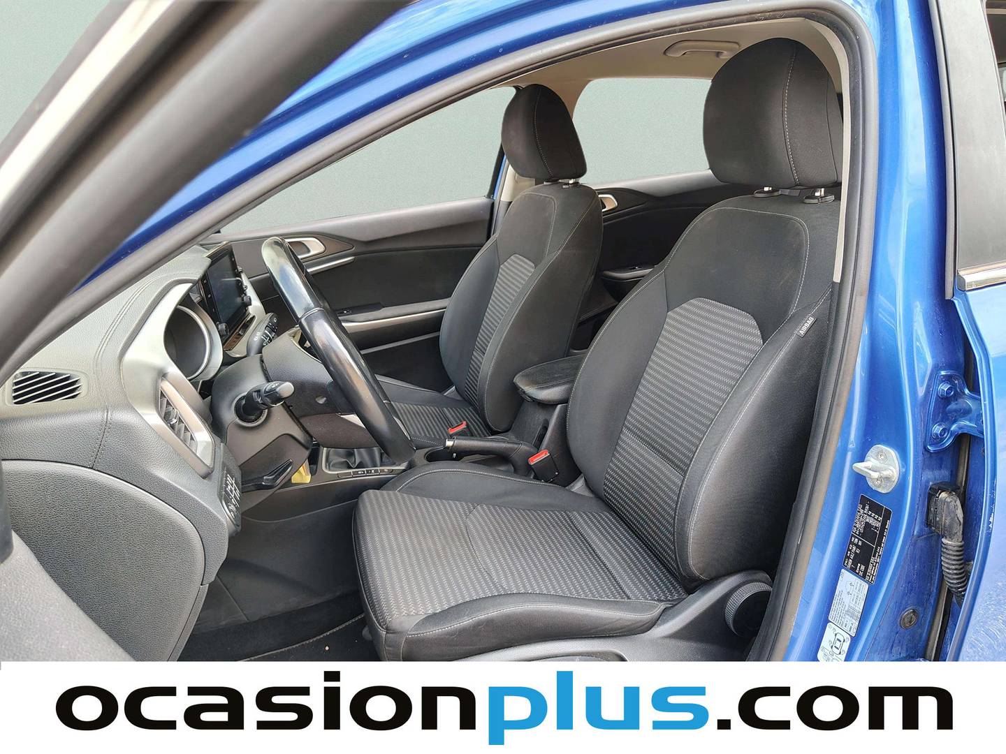 Foto asientos delanteros KIA Ceed KIA Ceed 1.0 T-GDI Drive (100 CV)