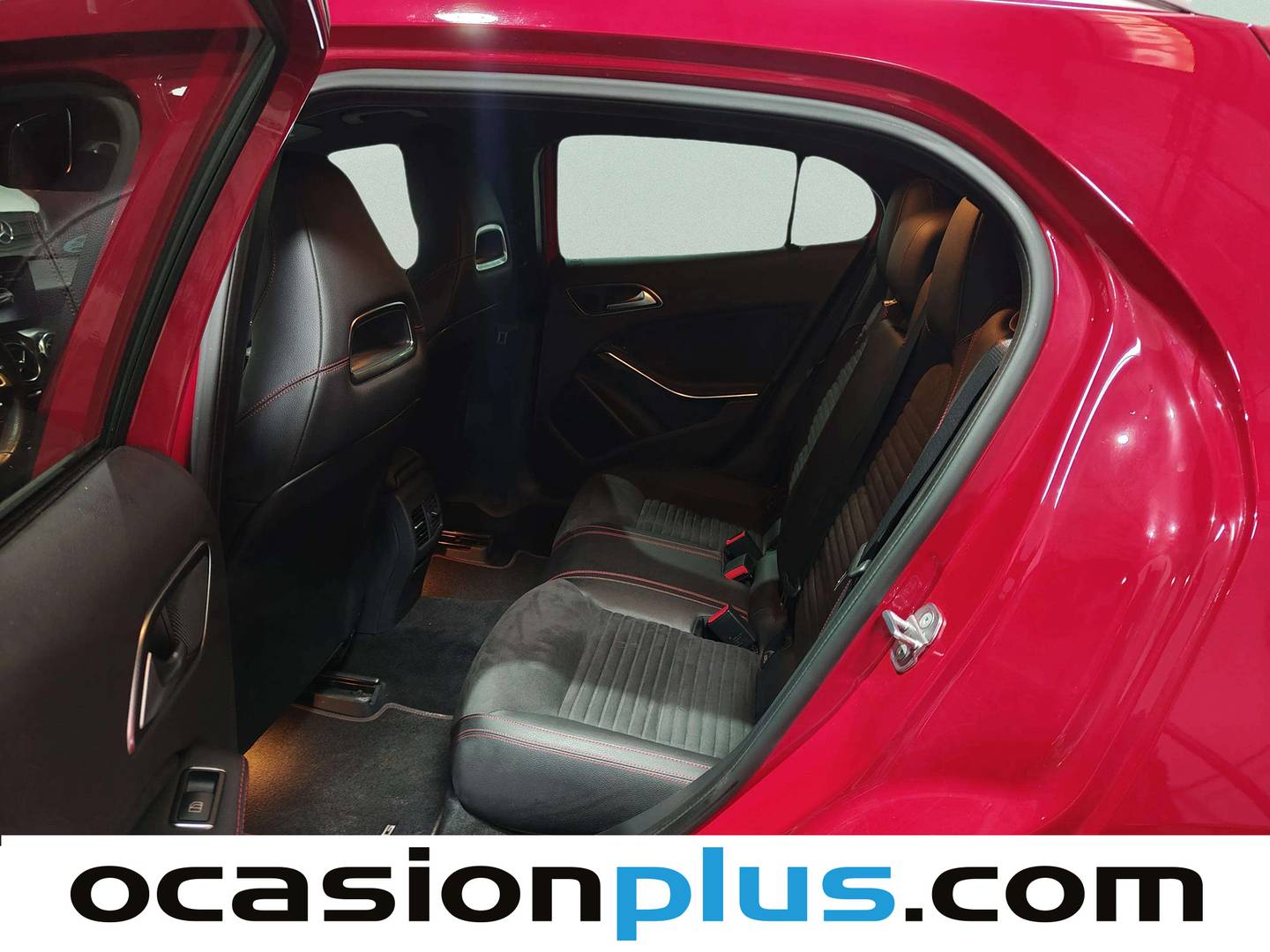 Foto Mercedes GLA Mercedes-Benz GLA 200 d  (136 CV) Pack AMG