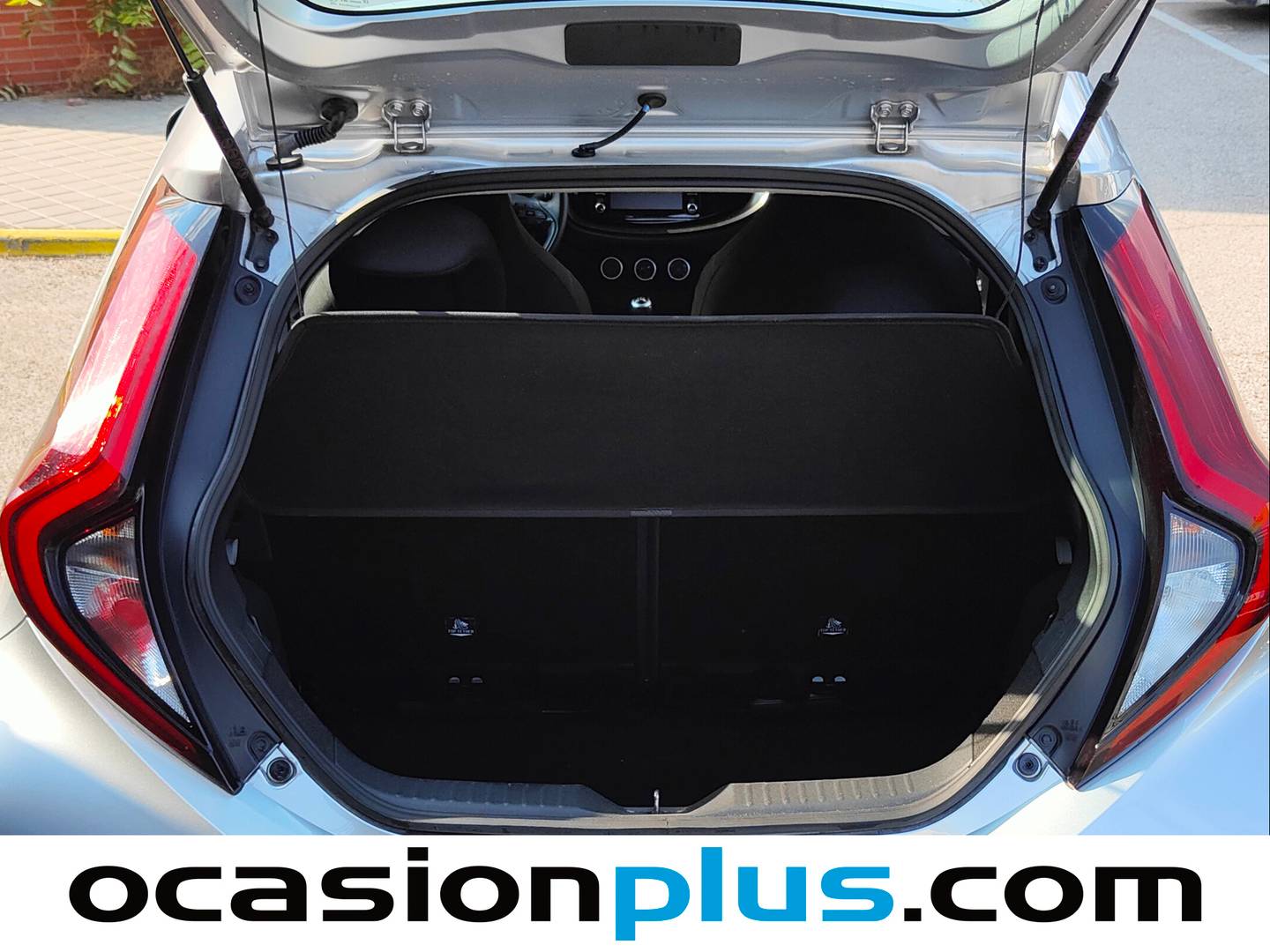 Foto Toyota Aygo X Cross Toyota Aygo X Cross 1.0 VVT-I Play (72 CV)