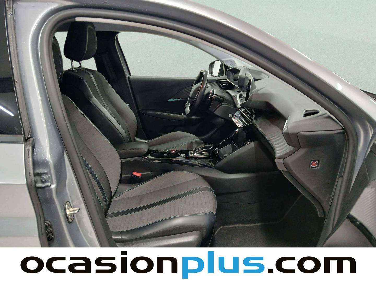 Foto Peugeot 208 Peugeot 208 PureTech 100 Allure Pack EAT8 (100 CV)