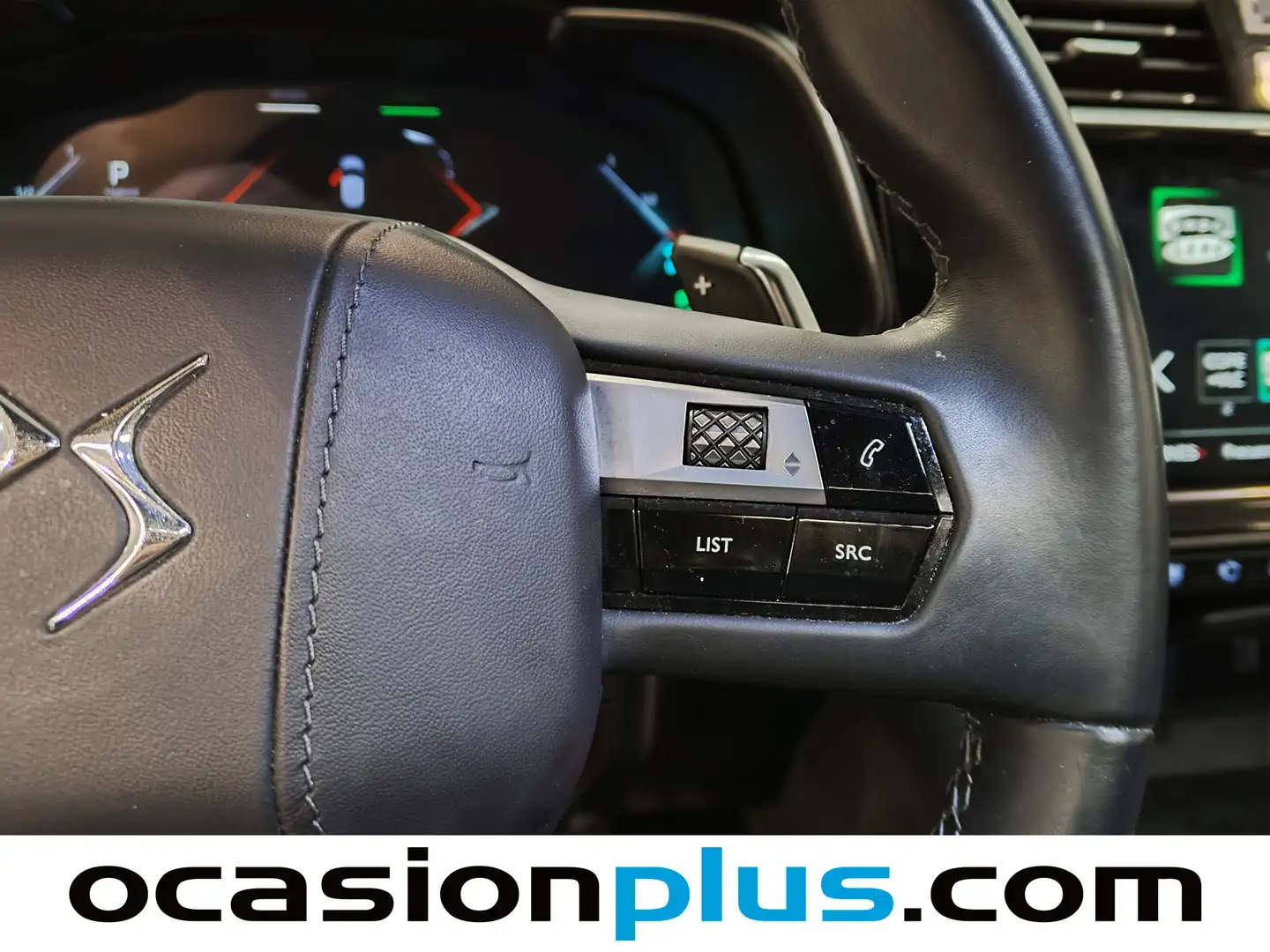 Foto DS DS 7 Crossback DS DS7 Crossback E-Tense 300 Louvre 4WD Auto (300 CV)