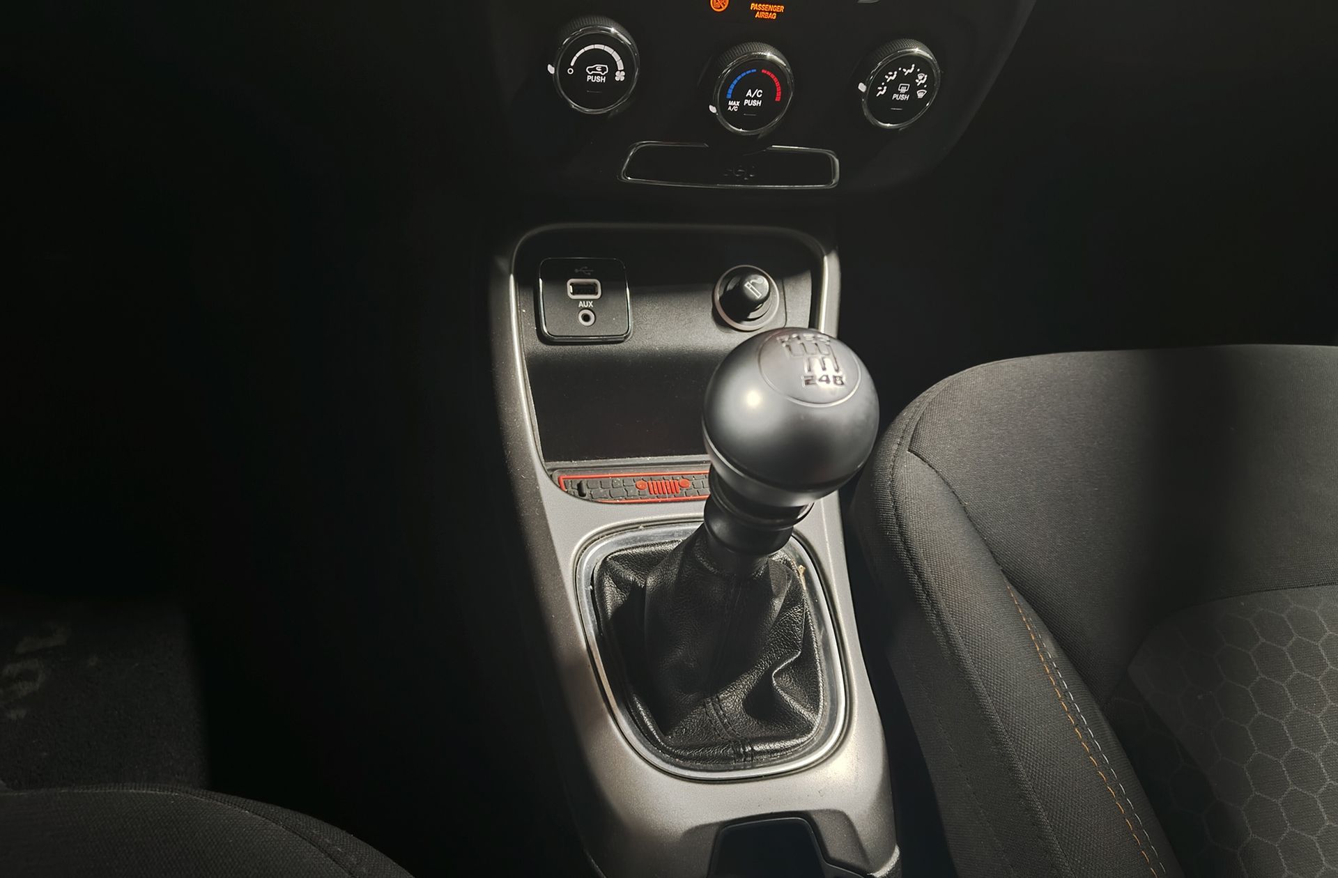 Jeep Compass 1.4 MultiAir Sport 4x2 - foto 5